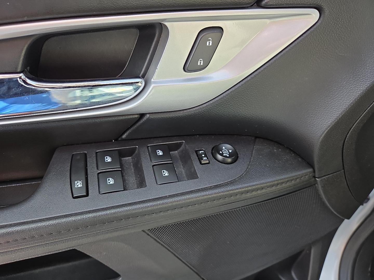 2016 Quicksilver Metallic - GAN /Light Titanium - AFB GMC Terrain SLE-1 (2GKALMEK2G6) with an ECOTEC 2.4L I-4 gasoline direct injection, DOHC, VVT variable valve control, regular unleaded, engine with 182HP engine, located at 4110 Avenue Q, Lubbock, 79412, 33.556553, -101.855820 - 03/07/2026 KEY IN ENVELOPE GOD - Photo#8