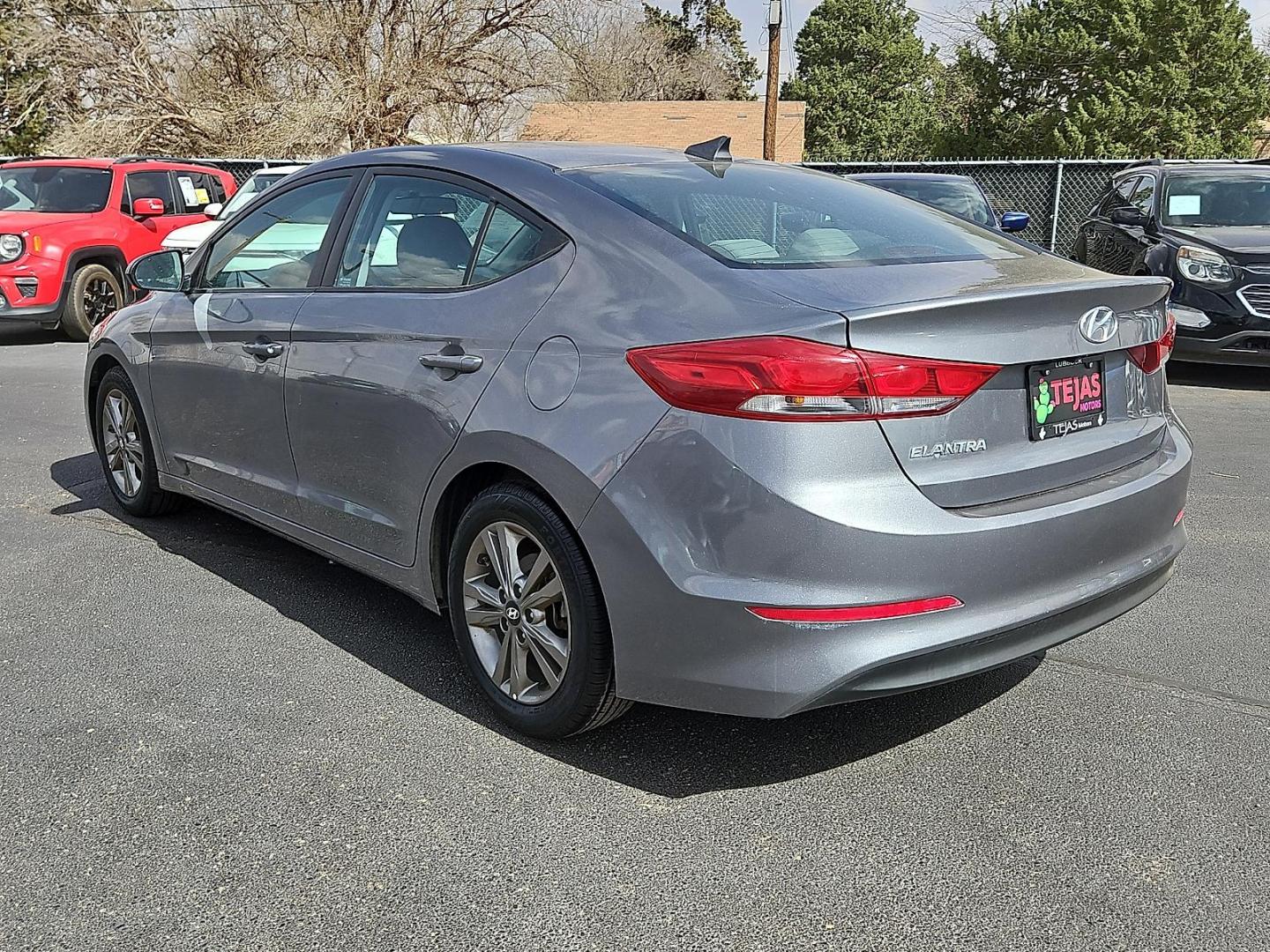 2018 GRAY /Gray - PK Hyundai Elantra SEL (5NPD84LF0JH) with an Nu 2L I-4 DOHC, D-CVVT variable valve control, regular unleaded, engine with 147HP engine, located at 4110 Avenue Q, Lubbock, 79412, 33.556553, -101.855820 - 03/07/2026 KEY IN ENVELOPE GOD - Photo#2