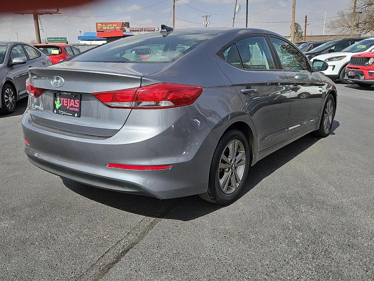 2018 GRAY /Gray - PK Hyundai Elantra SEL (5NPD84LF0JH) with an Nu 2L I-4 DOHC, D-CVVT variable valve control, regular unleaded, engine with 147HP engine, located at 4110 Avenue Q, Lubbock, 79412, 33.556553, -101.855820 - 03/07/2026 KEY IN ENVELOPE GOD - Photo#3