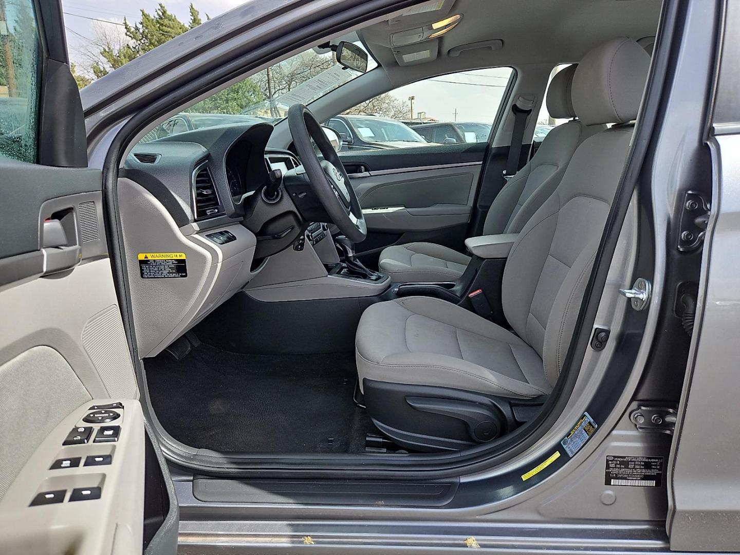 2018 GRAY /Gray - PK Hyundai Elantra SEL (5NPD84LF0JH) with an Nu 2L I-4 DOHC, D-CVVT variable valve control, regular unleaded, engine with 147HP engine, located at 4110 Avenue Q, Lubbock, 79412, 33.556553, -101.855820 - 03/07/2026 KEY IN ENVELOPE GOD - Photo#7