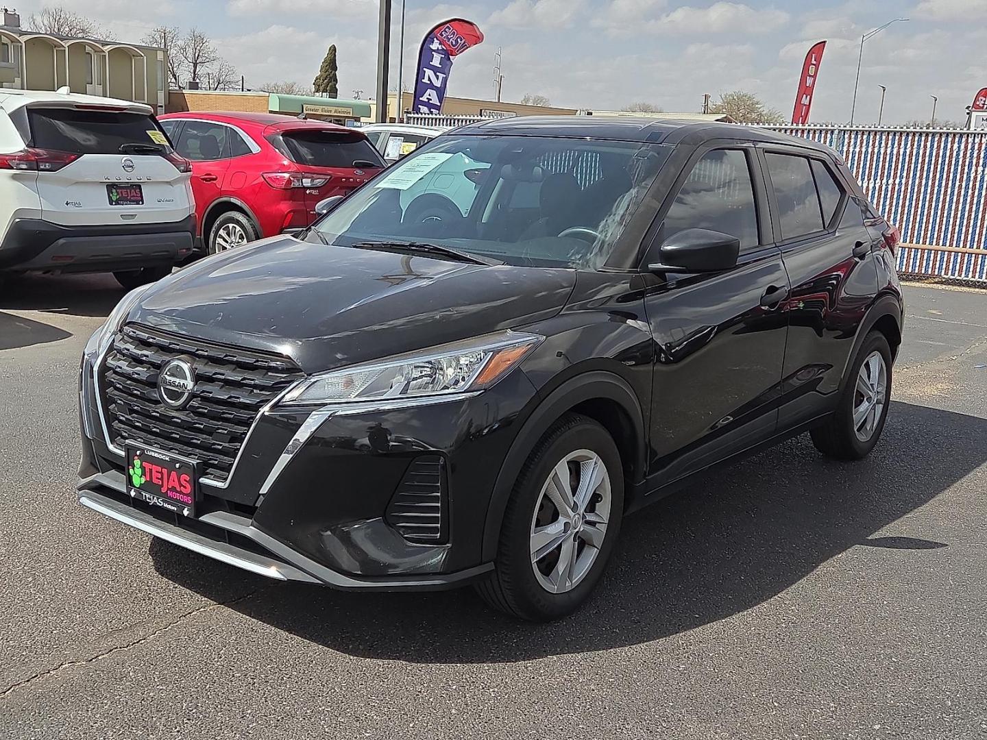 2021 Super Black - KH3 /Charcoal - G Nissan Kicks S Xtronic CVT (3N1CP5BV5ML) with an 1.6L I-4 DOHC, CVTCS variable valve control, regular unleaded, engine with 122HP engine, located at 4110 Avenue Q, Lubbock, 79412, 33.556553, -101.855820 - 03/12/2026 key in envelope god - Photo#4