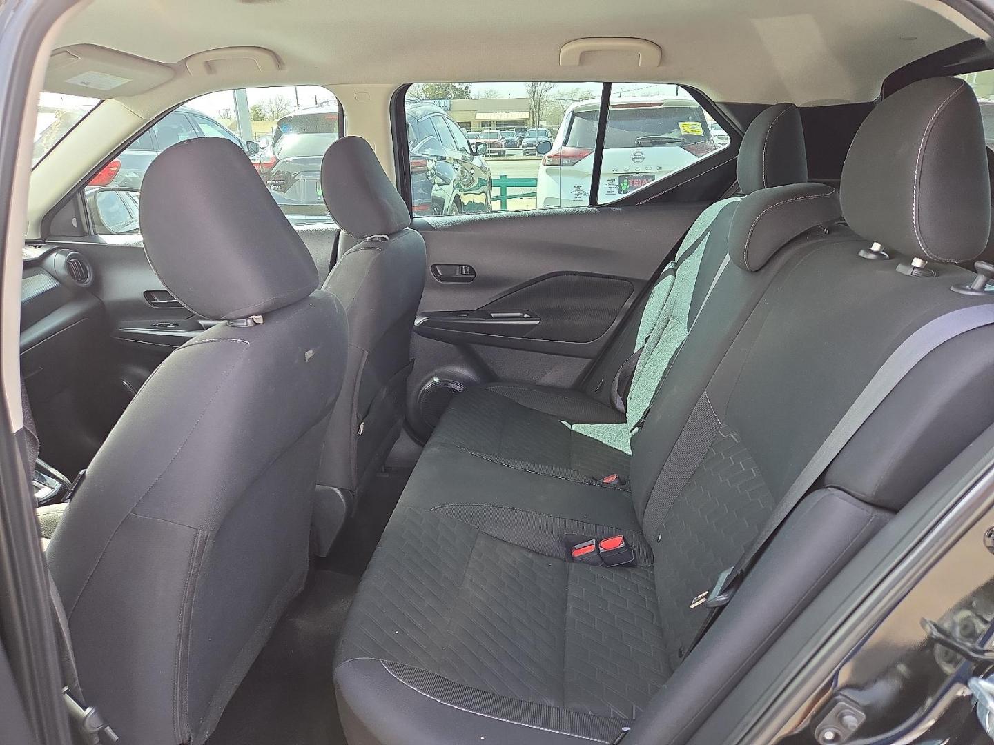 2021 Super Black - KH3 /Charcoal - G Nissan Kicks S Xtronic CVT (3N1CP5BV5ML) with an 1.6L I-4 DOHC, CVTCS variable valve control, regular unleaded, engine with 122HP engine, located at 4110 Avenue Q, Lubbock, 79412, 33.556553, -101.855820 - 03/12/2026 key in envelope god - Photo#6