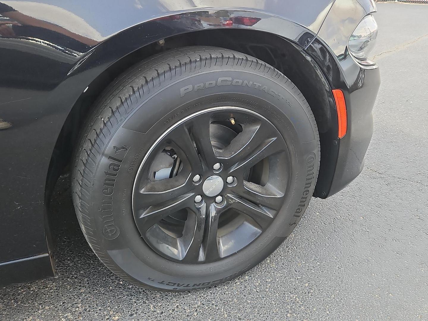 2019 BLACK /Black - X9 Dodge Charger SXT RWD (2C3CDXBG0KH) with an Pentastar 3.6L V-6 DOHC, variable valve control, regular unleaded, engine with 292HP engine, located at 4110 Avenue Q, Lubbock, 79412, 33.556553, -101.855820 - 03/10/2026 KEY IN ENVELOPE GOD - Photo#4