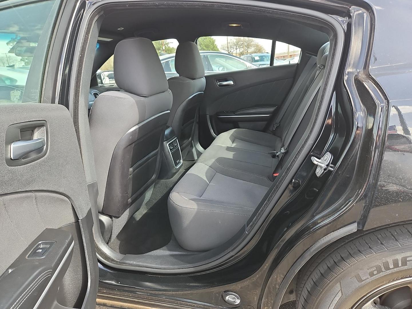 2019 BLACK /Black - X9 Dodge Charger SXT RWD (2C3CDXBG0KH) with an Pentastar 3.6L V-6 DOHC, variable valve control, regular unleaded, engine with 292HP engine, located at 4110 Avenue Q, Lubbock, 79412, 33.556553, -101.855820 - 03/10/2026 KEY IN ENVELOPE GOD - Photo#5