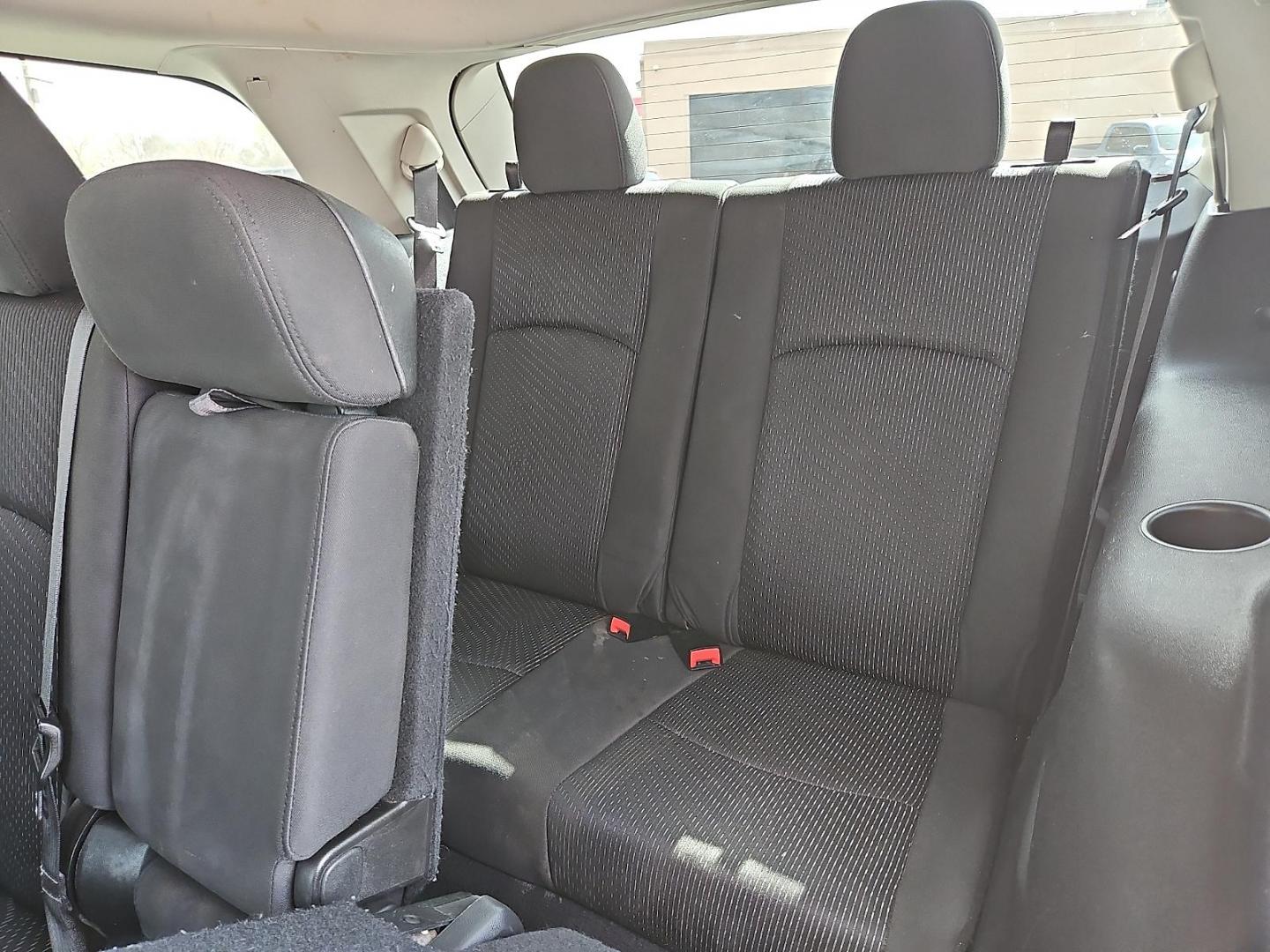 2018 Billet Clearcoat - PSC /Black - X9 Dodge Journey SE (3C4PDCABXJT) with an Tigershark MultiAir 2.4L I-4 DOHC, variable valve control, regular unleaded, engine with 173HP engine, located at 4110 Avenue Q, Lubbock, 79412, 33.556553, -101.855820 - Photo#5