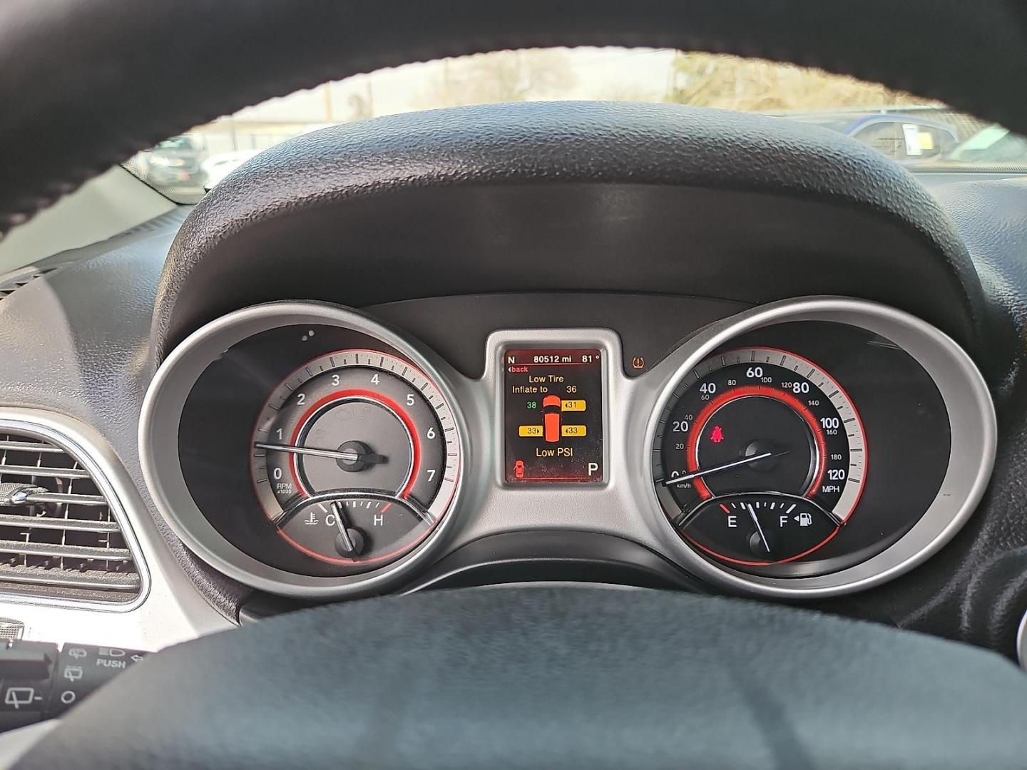 2018 Billet Clearcoat - PSC /Black - X9 Dodge Journey SE (3C4PDCABXJT) with an Tigershark MultiAir 2.4L I-4 DOHC, variable valve control, regular unleaded, engine with 173HP engine, located at 4110 Avenue Q, Lubbock, 79412, 33.556553, -101.855820 - Photo#11