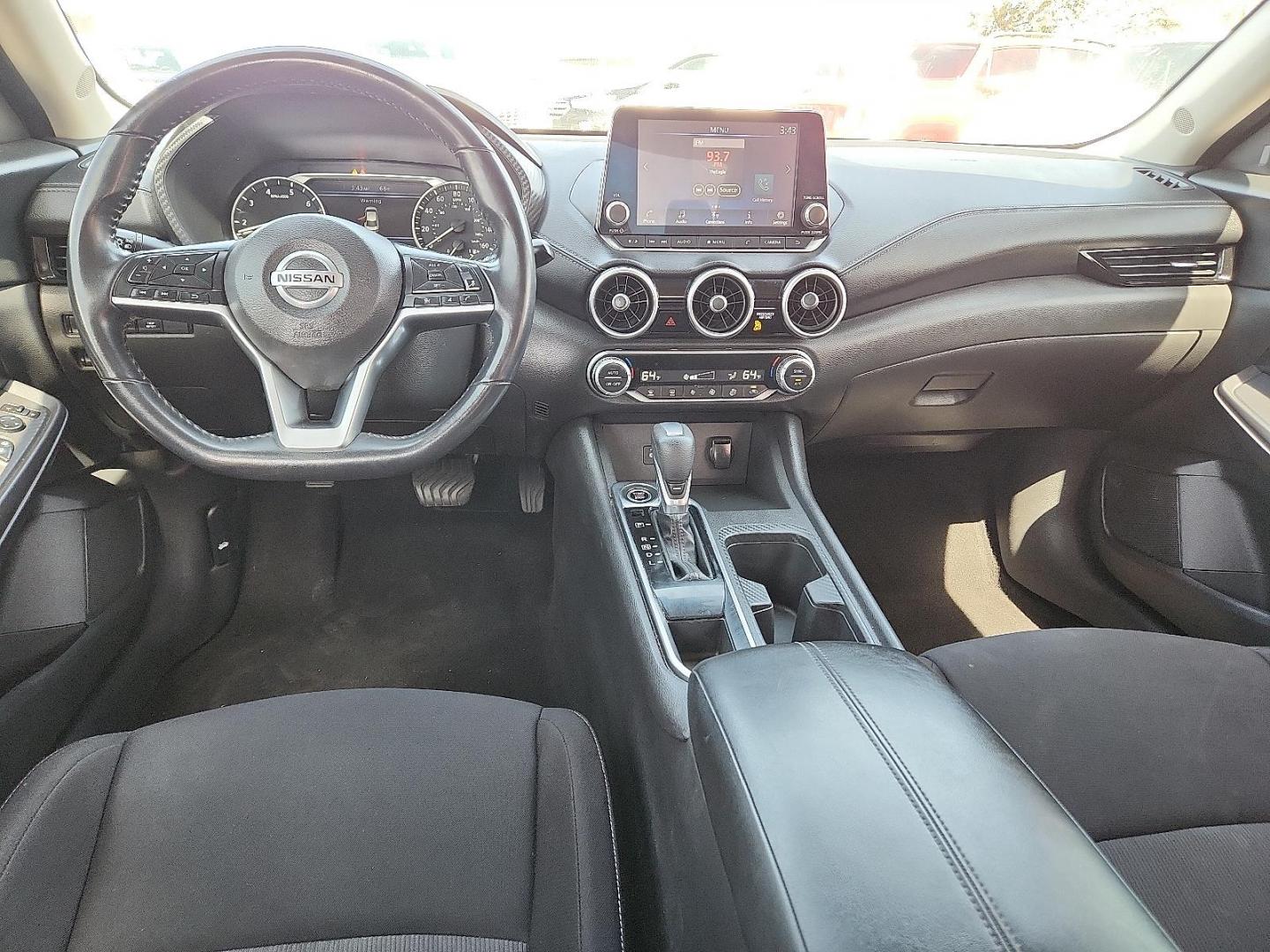 2021 RED /Charcoal - G Nissan Sentra SV Xtronic CVT (3N1AB8CV3MY) with an 2L I-4 gasoline direct injection, DOHC, variable valve control, regular unleaded, engine with 149HP engine, located at 4110 Avenue Q, Lubbock, 79412, 33.556553, -101.855820 - Photo#6