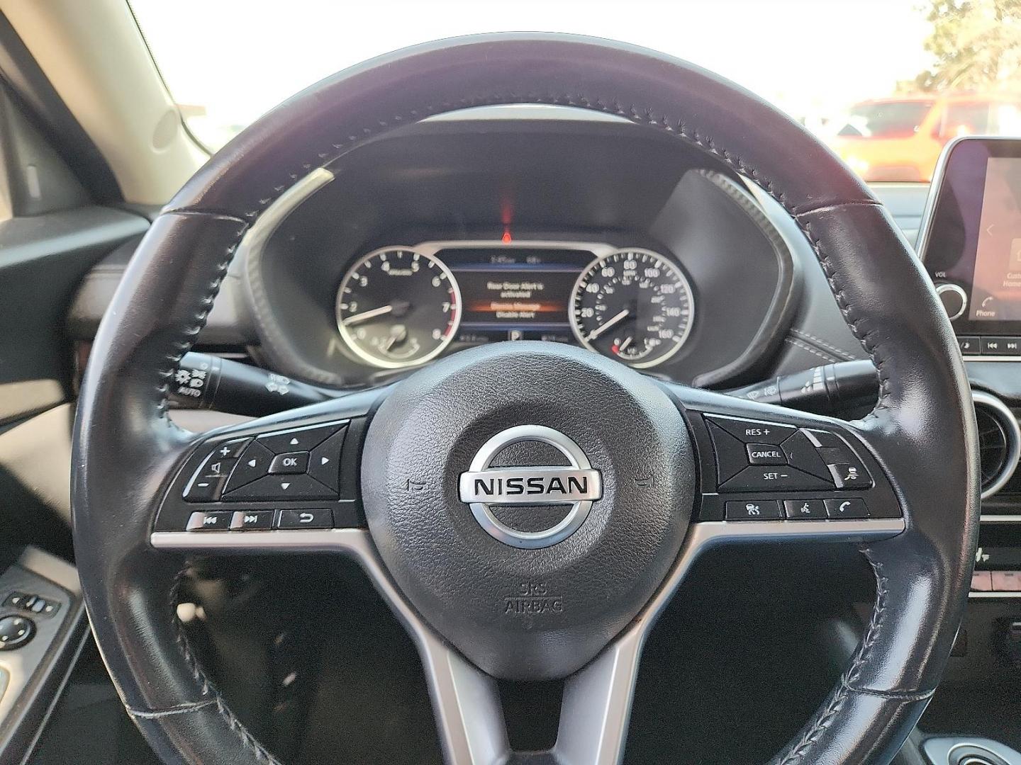 2021 RED /Charcoal - G Nissan Sentra SV Xtronic CVT (3N1AB8CV3MY) with an 2L I-4 gasoline direct injection, DOHC, variable valve control, regular unleaded, engine with 149HP engine, located at 4110 Avenue Q, Lubbock, 79412, 33.556553, -101.855820 - Photo#11