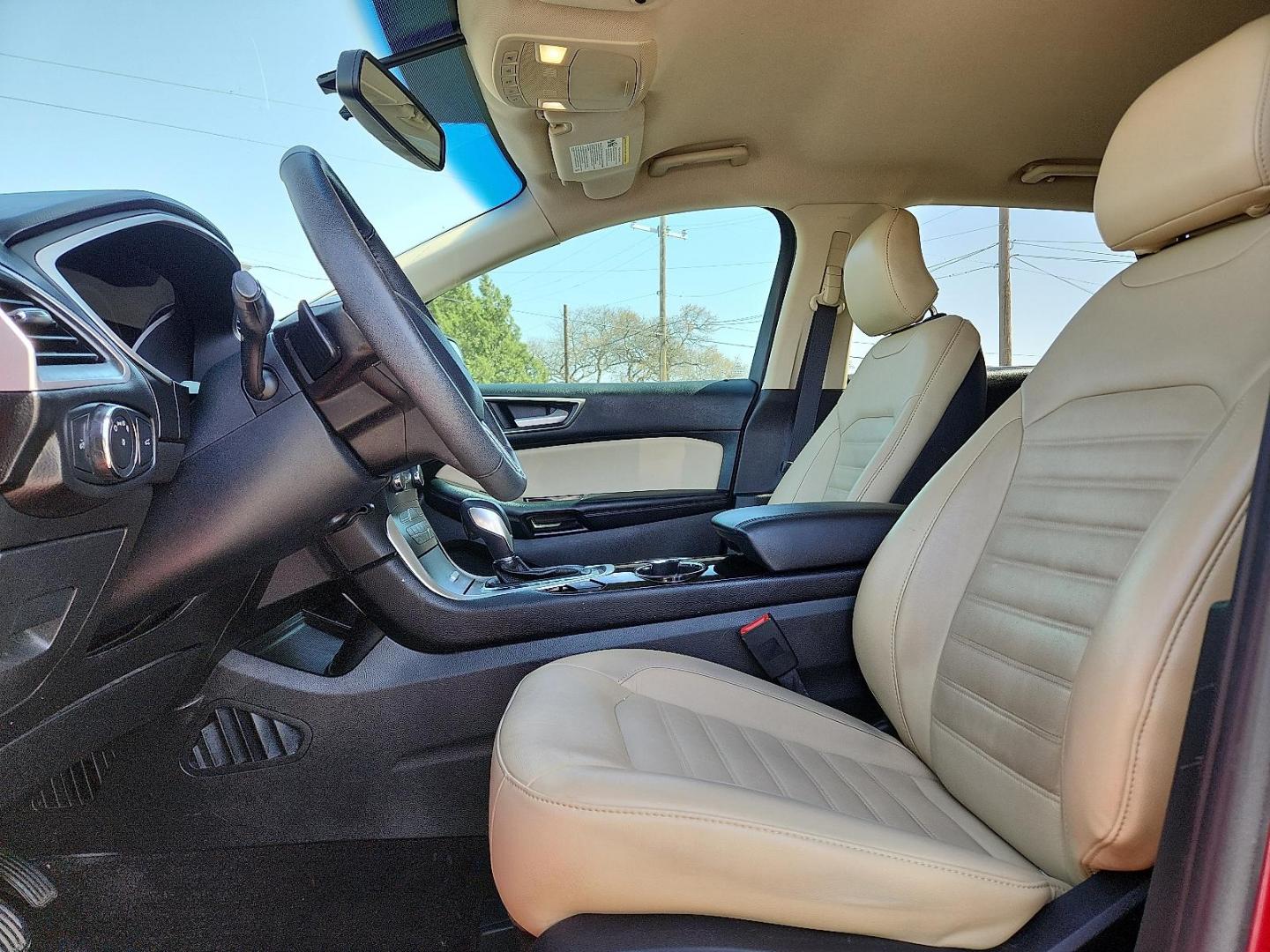 2016 RED /Dune - DD Ford Edge SEL (2FMPK3J97GB) with an EcoBoost 2L I-4 gasoline direct injection, DOHC, variable valve control, intercooled turbo, premium unleaded, engine with 245HP engine, located at 4110 Avenue Q, Lubbock, 79412, 33.556553, -101.855820 - Photo#8