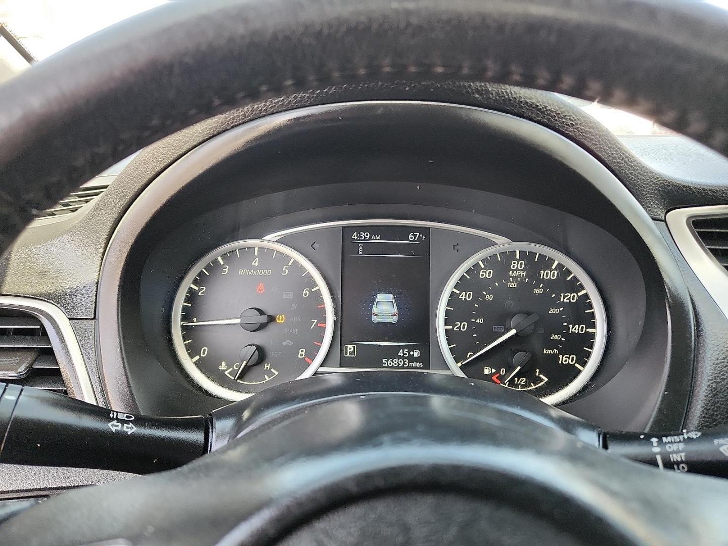 2018 BLUE /Charcoal - G Nissan Sentra SV (3N1AB7AP9JY) with an 1.8L I-4 DOHC, variable valve control, regular unleaded, engine with 124HP engine, located at 4110 Avenue Q, Lubbock, 79412, 33.556553, -101.855820 - Photo#9