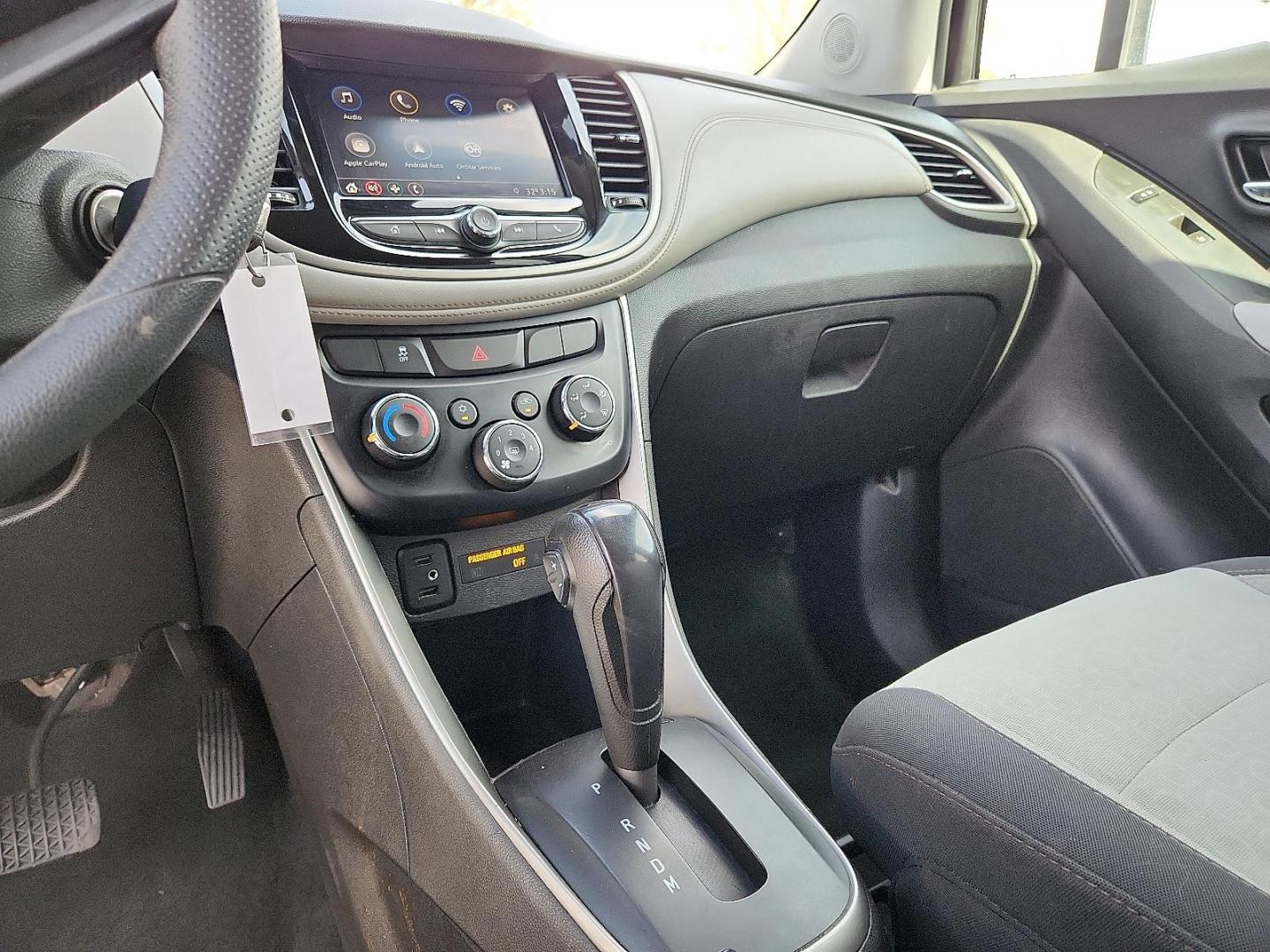 2020 WHITE /Jet Black/Light Ash Gray - AFK Chevrolet Trax FWD LS (3GNCJKSB1LL) with an ECOTEC 1.4L I-4 DOHC, variable valve control, intercooled turbo, regular unleaded, engine with 138HP engine, located at 4110 Avenue Q, Lubbock, 79412, 33.556553, -101.855820 - 03/17/2026 KEY IN ENVELOPE GOD - Photo#11