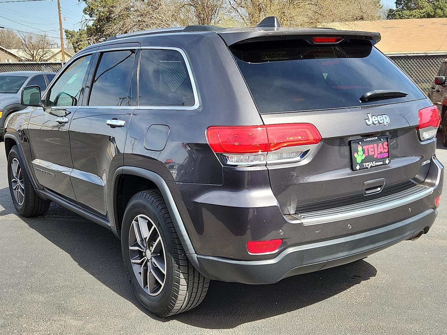 2017 GRAY /Black - X9 Jeep Grand Cherokee Limited 4x2 (1C4RJEBG4HC) with an Pentastar 3.6L V-6 DOHC, variable valve control, regular unleaded, engine with 293HP engine, located at 4110 Avenue Q, Lubbock, 79412, 33.556553, -101.855820 - 03/17/2026 KEY IN ENVELOPE GOD - Photo#2