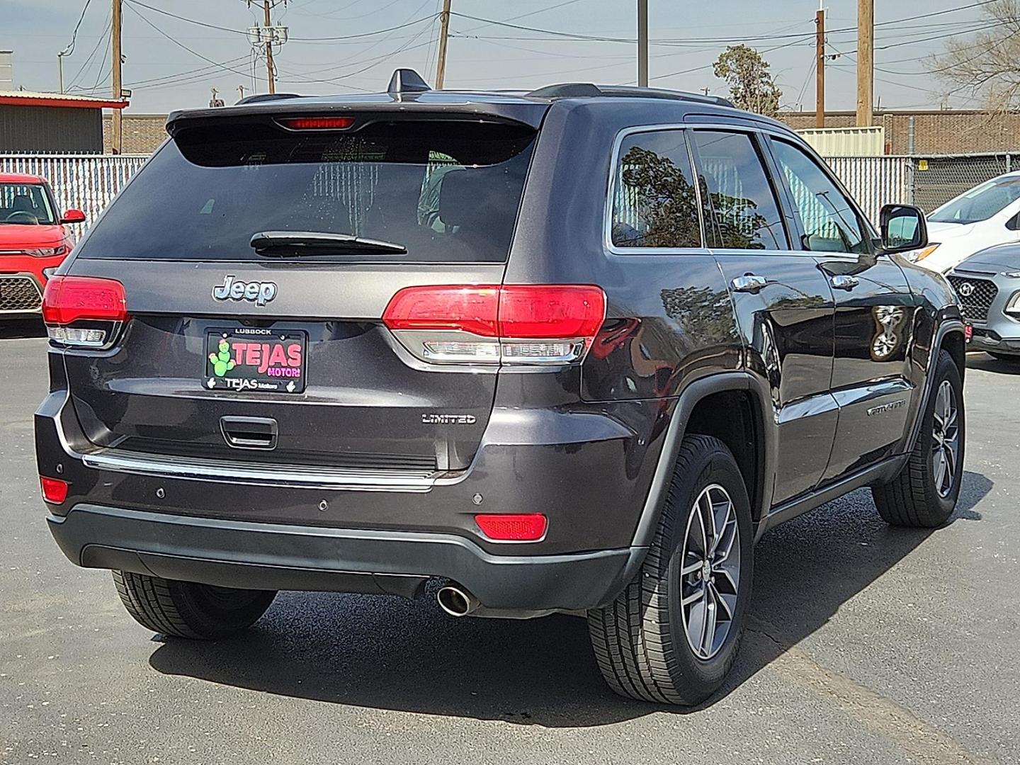 2017 GRAY /Black - X9 Jeep Grand Cherokee Limited 4x2 (1C4RJEBG4HC) with an Pentastar 3.6L V-6 DOHC, variable valve control, regular unleaded, engine with 293HP engine, located at 4110 Avenue Q, Lubbock, 79412, 33.556553, -101.855820 - 03/17/2026 KEY IN ENVELOPE GOD - Photo#3