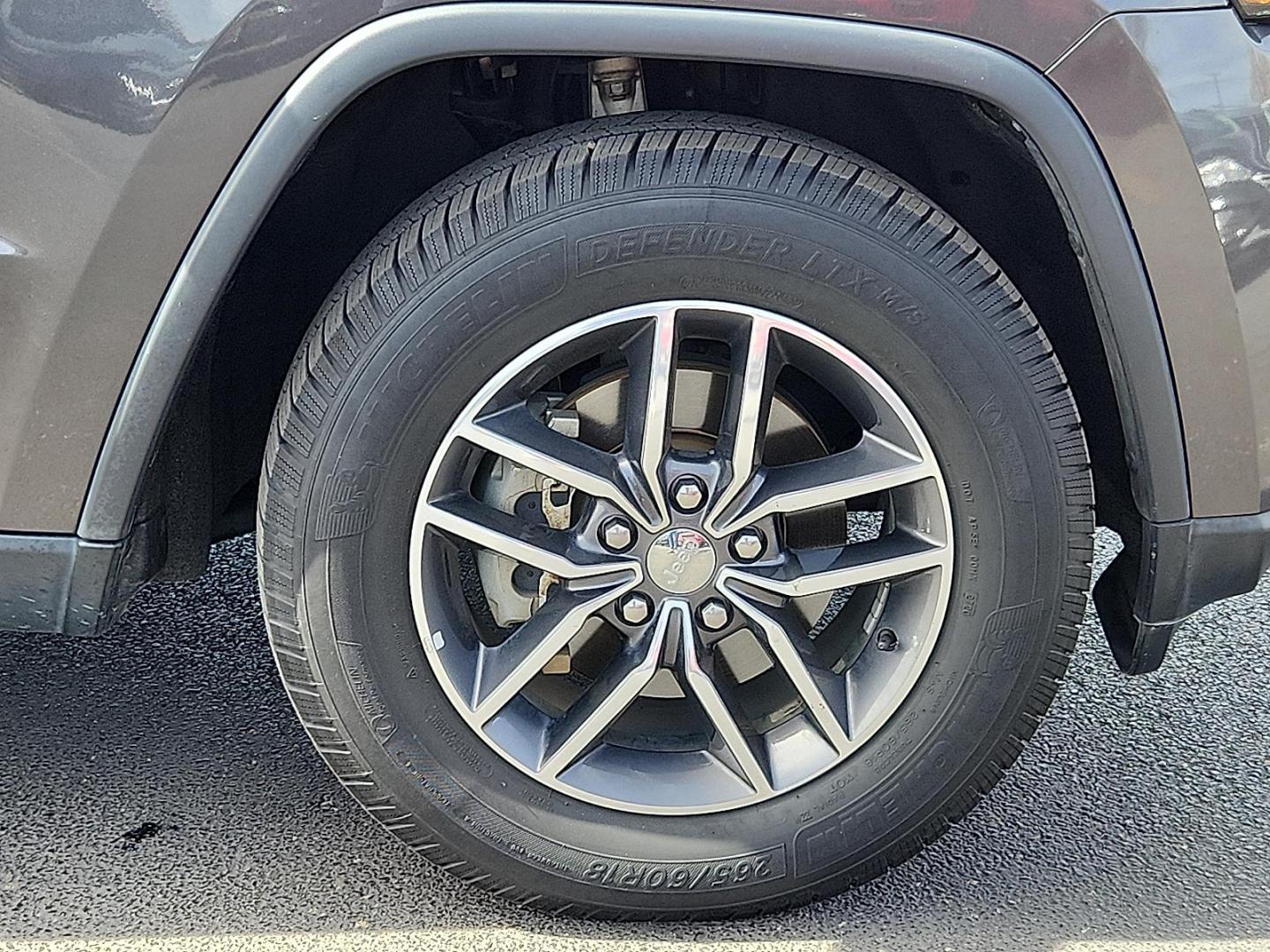 2017 GRAY /Black - X9 Jeep Grand Cherokee Limited 4x2 (1C4RJEBG4HC) with an Pentastar 3.6L V-6 DOHC, variable valve control, regular unleaded, engine with 293HP engine, located at 4110 Avenue Q, Lubbock, 79412, 33.556553, -101.855820 - 03/17/2026 KEY IN ENVELOPE GOD - Photo#4