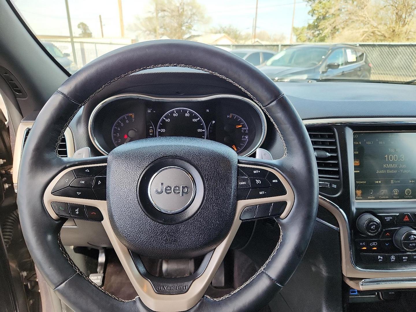 2017 GRAY /Black - X9 Jeep Grand Cherokee Limited 4x2 (1C4RJEBG4HC) with an Pentastar 3.6L V-6 DOHC, variable valve control, regular unleaded, engine with 293HP engine, located at 4110 Avenue Q, Lubbock, 79412, 33.556553, -101.855820 - 03/17/2026 KEY IN ENVELOPE GOD - Photo#11