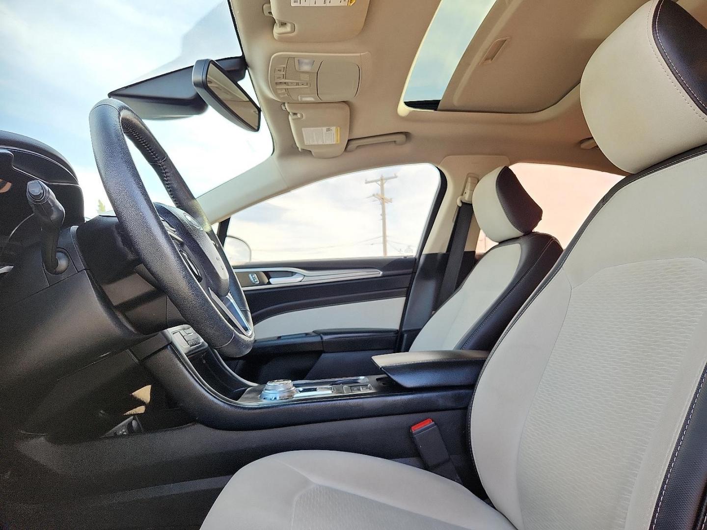 2020 Alto Blue Metallic Tinted Clearcoat /Light Putty - ZJ Ford Fusion SE (3FA6P0HD8LR) with an EcoBoost 1.5L I-4 gasoline direct injection, DOHC, variable valve control, intercooled turbo, regular unleaded, engine with 181HP engine, located at 4110 Avenue Q, Lubbock, 79412, 33.556553, -101.855820 - 03/17/2026KEY IN ENVELOPE GOD - Photo#8