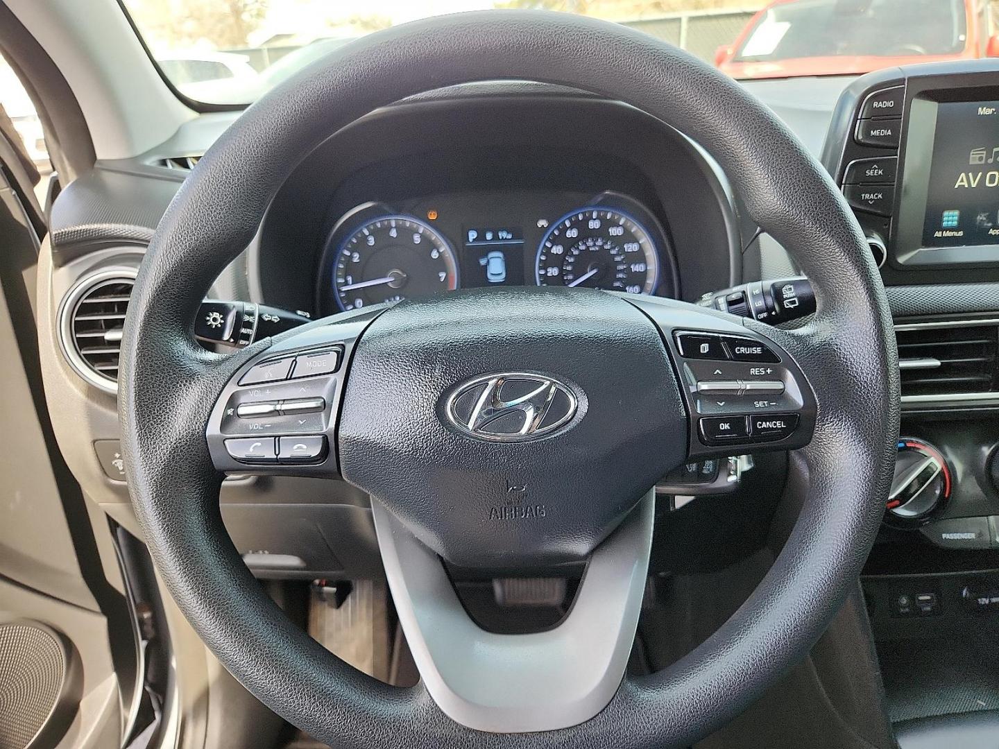 2020 SILVER /Gray/Black - LGY Hyundai Kona SE (KM8K12AA7LU) with an Nu 2L I-4 DOHC, D-CVVT variable valve control, regular unleaded, engine with 147HP engine, located at 4110 Avenue Q, Lubbock, 79412, 33.556553, -101.855820 - 03/17/2026 KEY IN ENVELOPE GOD - Photo#10