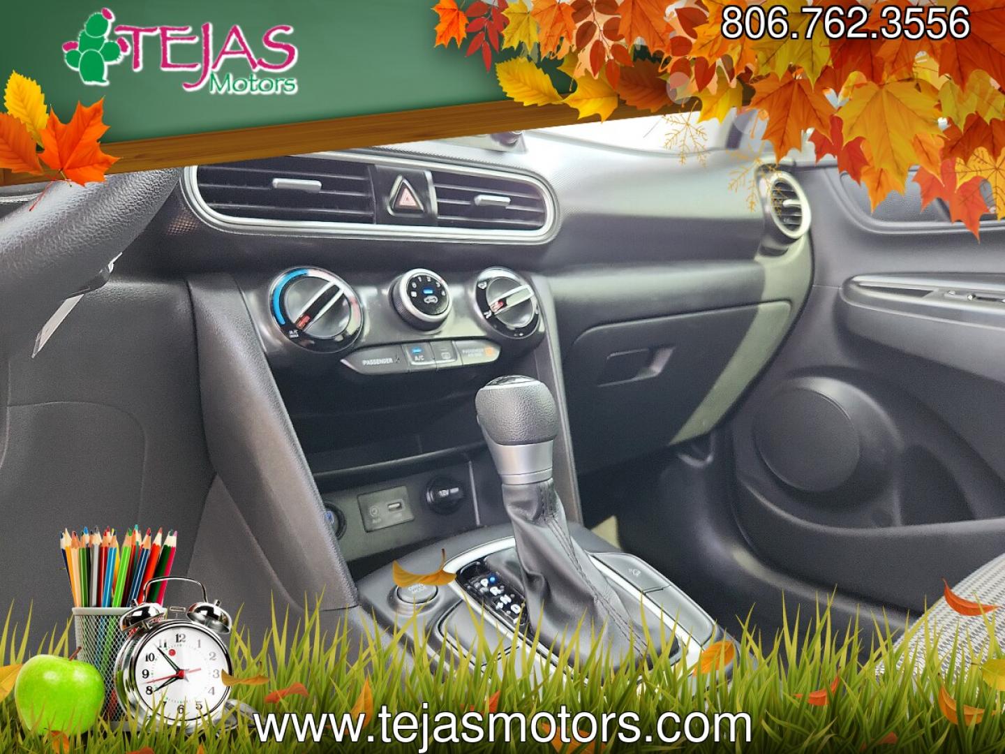 2020 SILVER /Gray/Black - LGY Hyundai Kona SE (KM8K12AA7LU) with an Nu 2L I-4 DOHC, D-CVVT variable valve control, regular unleaded, engine with 147HP engine, located at 4110 Avenue Q, Lubbock, 79412, 33.556553, -101.855820 - 03/17/2026 KEY IN ENVELOPE GOD- Photo#11