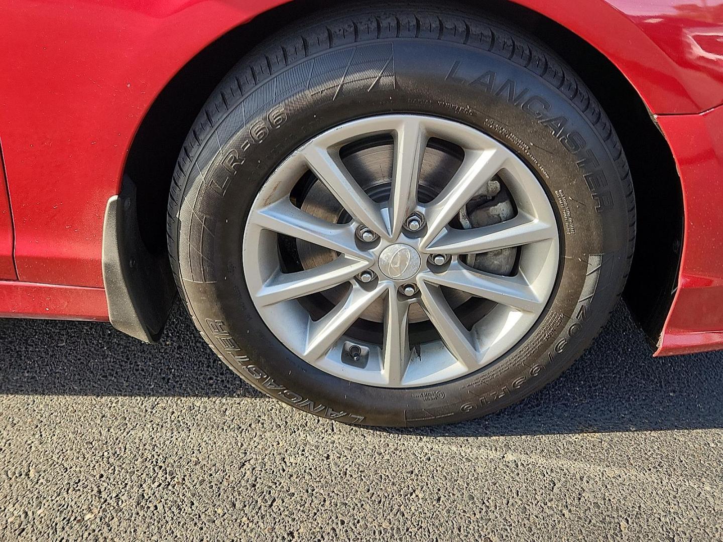2019 RED /Beige - BB Hyundai Sonata SE (5NPE24AFXKH) with an 2.4L I-4 gasoline direct injection, DOHC, D-CVVT variable valve control, regular unleaded, engine with 185HP engine, located at 4110 Avenue Q, Lubbock, 79412, 33.556553, -101.855820 - 03/24/2024 KEY IN ENVELOPE GOD - Photo#4