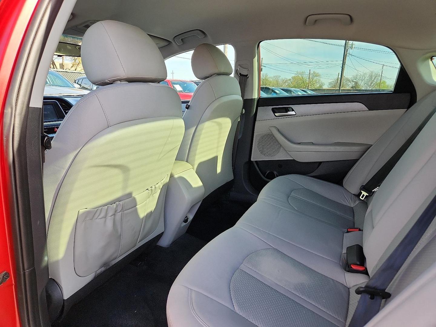2019 RED /Beige - BB Hyundai Sonata SE (5NPE24AFXKH) with an 2.4L I-4 gasoline direct injection, DOHC, D-CVVT variable valve control, regular unleaded, engine with 185HP engine, located at 4110 Avenue Q, Lubbock, 79412, 33.556553, -101.855820 - 03/24/2024 KEY IN ENVELOPE GOD - Photo#5