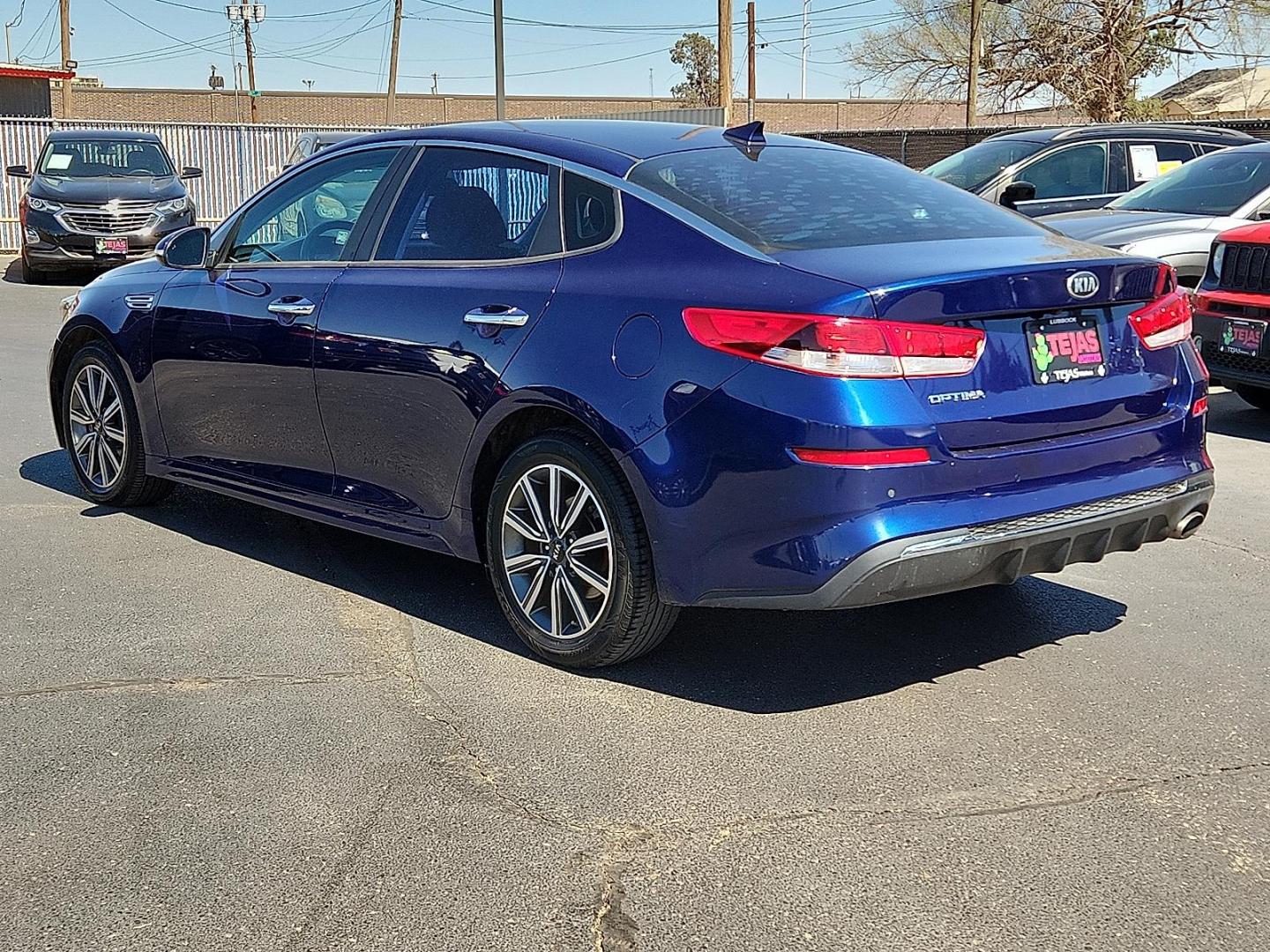 2019 Horizon Blue - M5U /Black - WK Kia Optima LX (5XXGT4L31KG) with an Theta II 2.4L I-4 gasoline direct injection, DOHC, D-CVVT variable valve control, regular unleaded, engine with 185HP engine, located at 4110 Avenue Q, Lubbock, 79412, 33.556553, -101.855820 - Photo#2