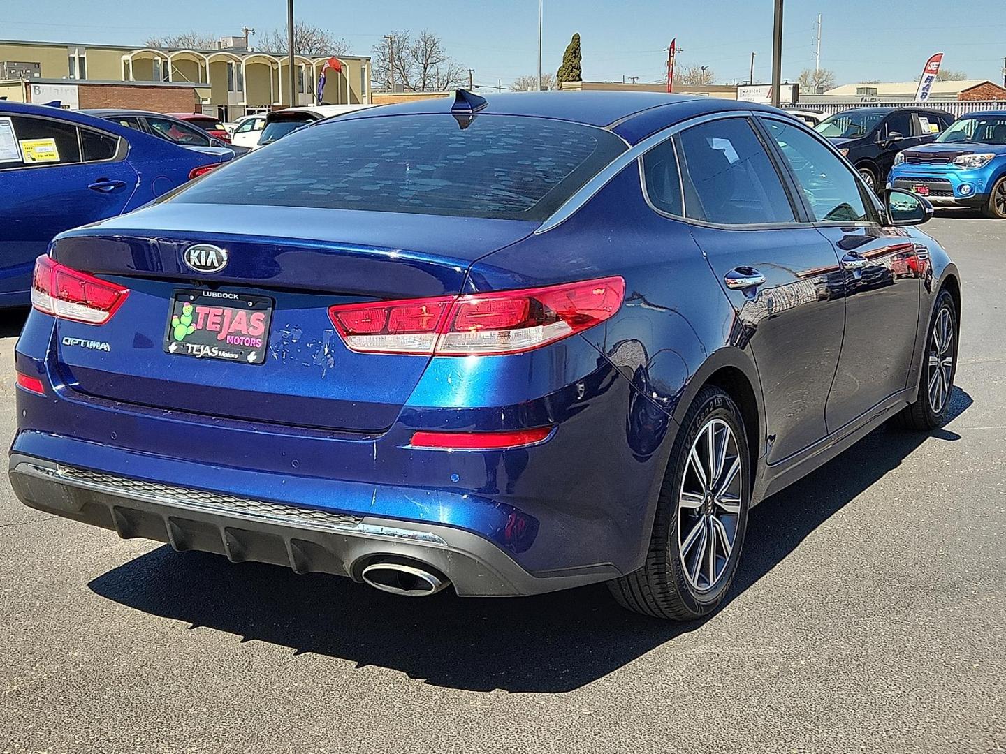 2019 Horizon Blue - M5U /Black - WK Kia Optima LX (5XXGT4L31KG) with an Theta II 2.4L I-4 gasoline direct injection, DOHC, D-CVVT variable valve control, regular unleaded, engine with 185HP engine, located at 4110 Avenue Q, Lubbock, 79412, 33.556553, -101.855820 - Photo#3