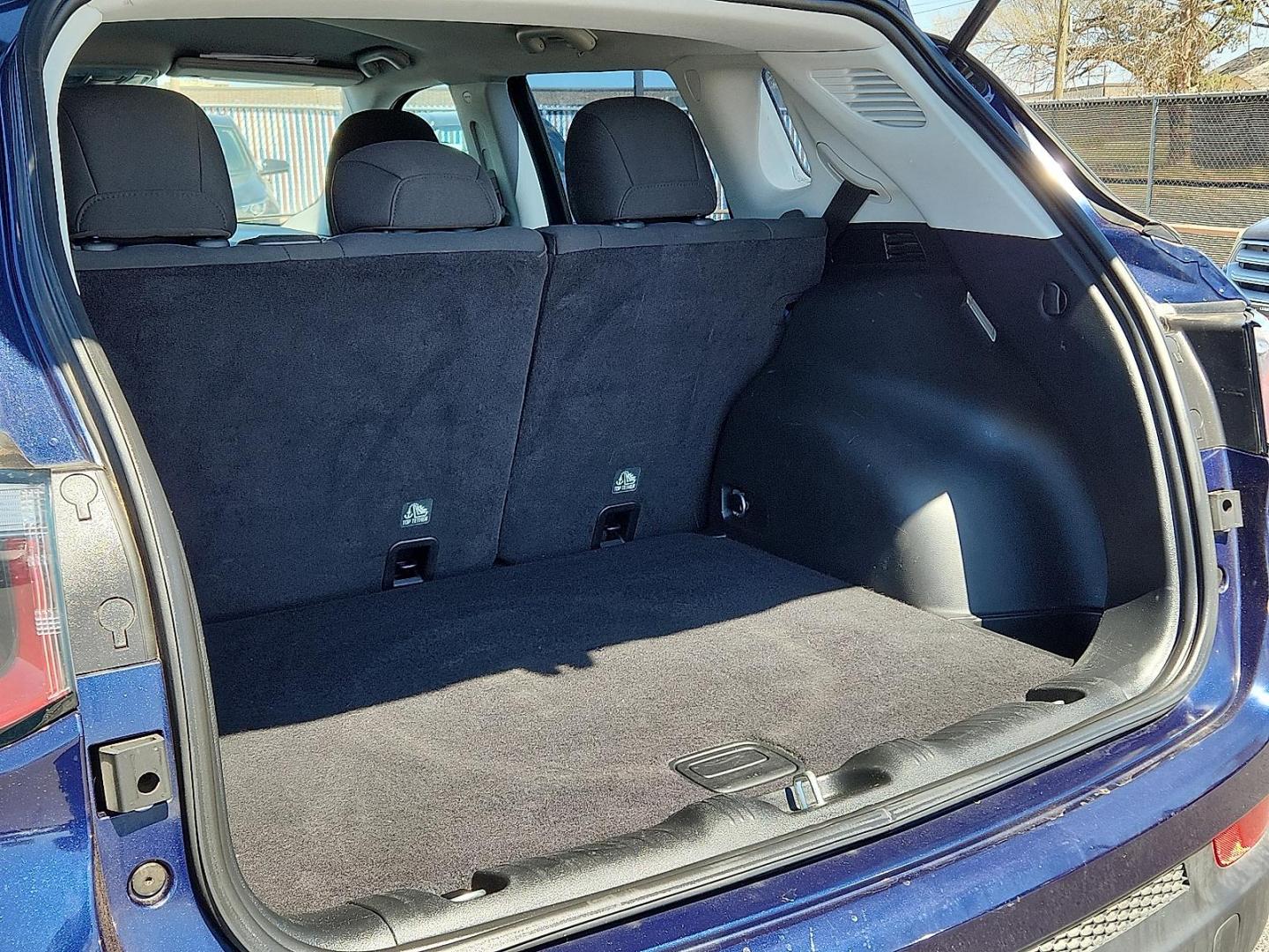 2019 Jazz Blue Pearlcoat - PBX /Black - X9 Jeep Compass Sport FWD (3C4NJCAB1KT) with an 2.4L I-4 variable valve control, regular unleaded, engine with 180HP engine, located at 4110 Avenue Q, Lubbock, 79412, 33.556553, -101.855820 - Photo#4