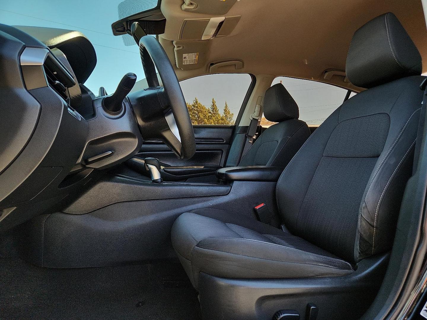 2021 Super Black - KH3 /Charcoal - G Nissan Altima S FWD (1N4BL4BV6MN) with an 2.5L I-4 gasoline direct injection, DOHC, CVTCS variable valve control, regular unleaded, engine with 188HP engine, located at 4110 Avenue Q, Lubbock, 79412, 33.556553, -101.855820 - Photo#6