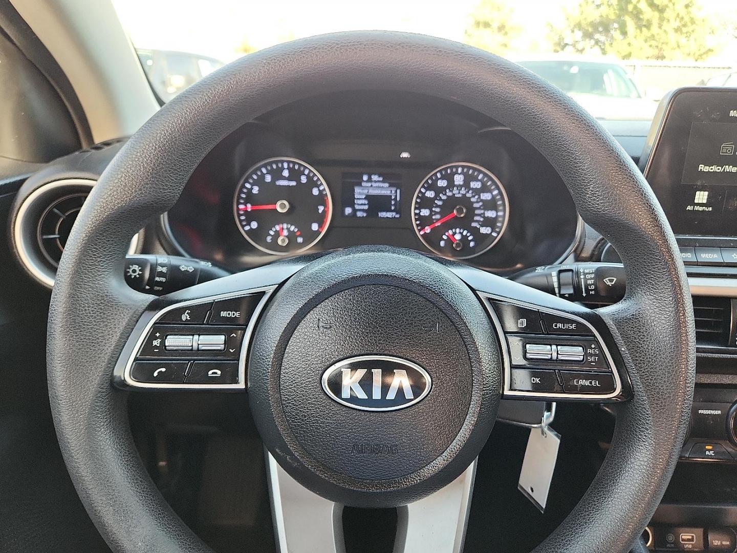 2021 GRAY /Black - WK Kia Forte LXS (3KPF24AD1ME) with an 2L I-4 DOHC, D-CVVT variable valve control, regular unleaded, engine with 147HP engine, located at 4110 Avenue Q, Lubbock, 79412, 33.556553, -101.855820 - 03/2592026 KEY IN ENVELOPE GOD - Photo#10