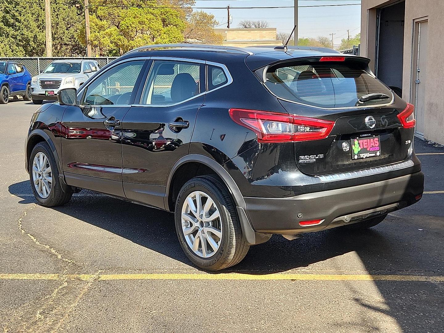 2020 BLACK /Charcoal - G Nissan Rogue Sport SV FWD Xtronic CVT (JN1BJ1CV5LW) with an 2L I-4 gasoline direct injection, DOHC, variable valve control, regular unleaded, engine with 141HP engine, located at 4110 Avenue Q, Lubbock, 79412, 33.556553, -101.855820 - 03/25/2026 KEY IN ENVELOPE GOD - Photo#2