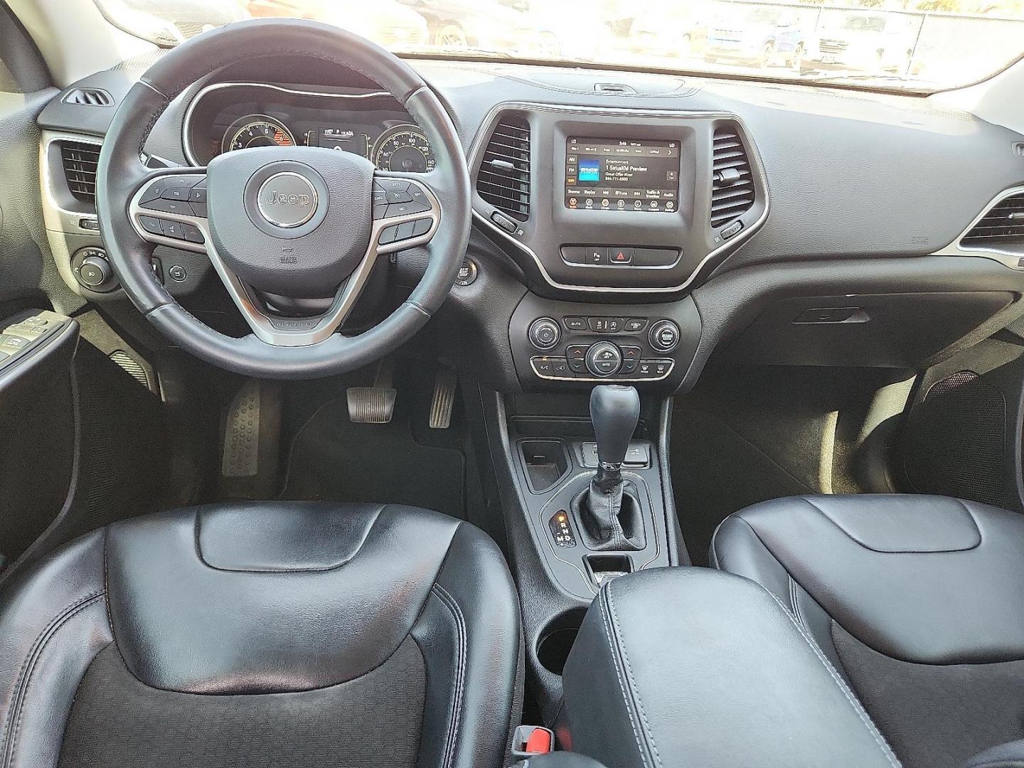 2019 WHITE /Black - X9 Jeep Cherokee Latitude Plus FWD (1C4PJLLN1KD) with an 2L I-4 gasoline direct injection, DOHC, intercooled turbo, premium unleaded, engine with 270HP engine, located at 4110 Avenue Q, Lubbock, 79412, 33.556553, -101.855820 - 04/01/2026 KEY IN ENVELOPE GOD - Photo#7