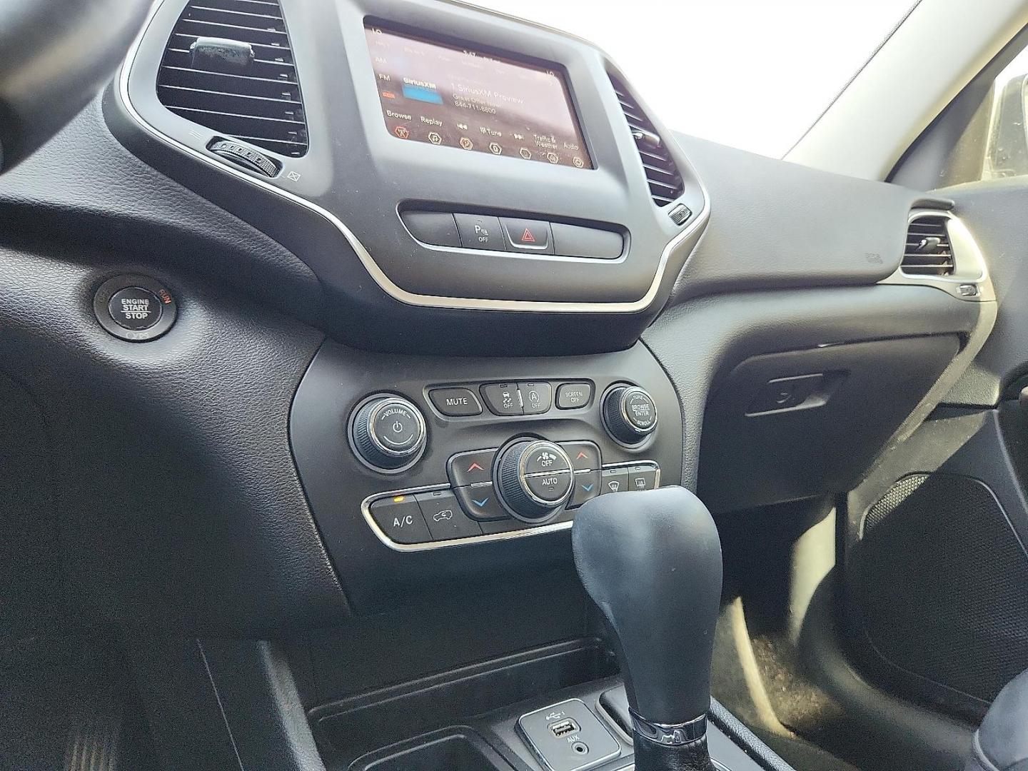 2019 WHITE /Black - X9 Jeep Cherokee Latitude Plus FWD (1C4PJLLN1KD) with an 2L I-4 gasoline direct injection, DOHC, intercooled turbo, premium unleaded, engine with 270HP engine, located at 4110 Avenue Q, Lubbock, 79412, 33.556553, -101.855820 - 04/01/2026 KEY IN ENVELOPE GOD - Photo#11