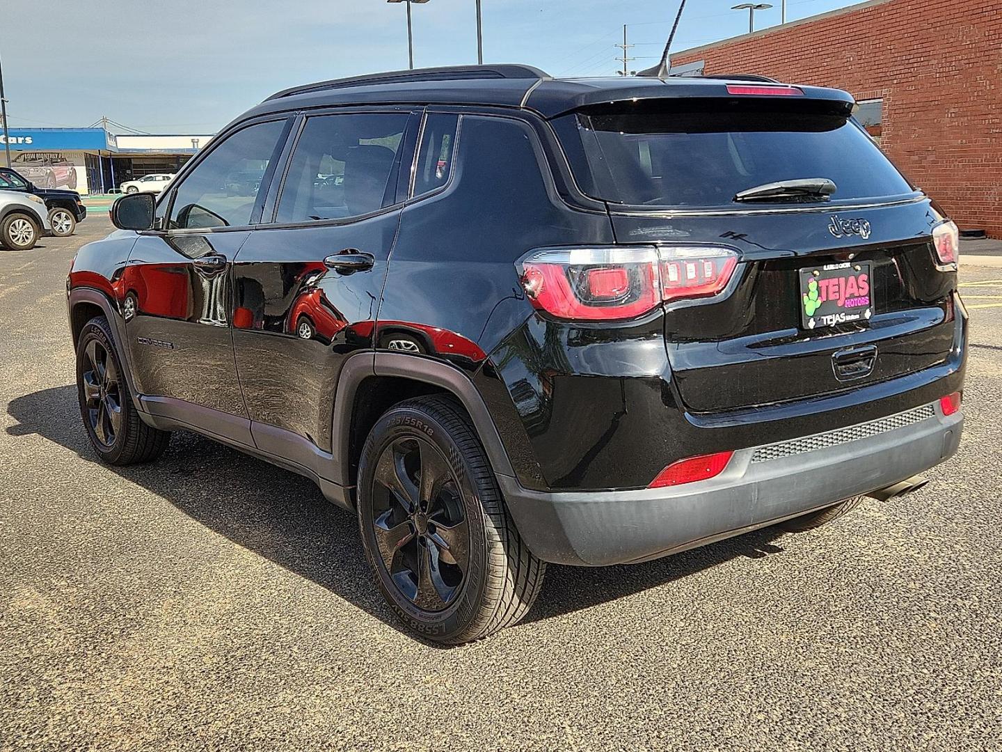 2018 BLACK /Black - X9 Jeep Compass Altitude FWD (3C4NJCBBXJT) with an 2.4L I-4 variable valve control, regular unleaded, engine with 180HP engine, located at 4110 Avenue Q, Lubbock, 79412, 33.556553, -101.855820 - Photo#3
