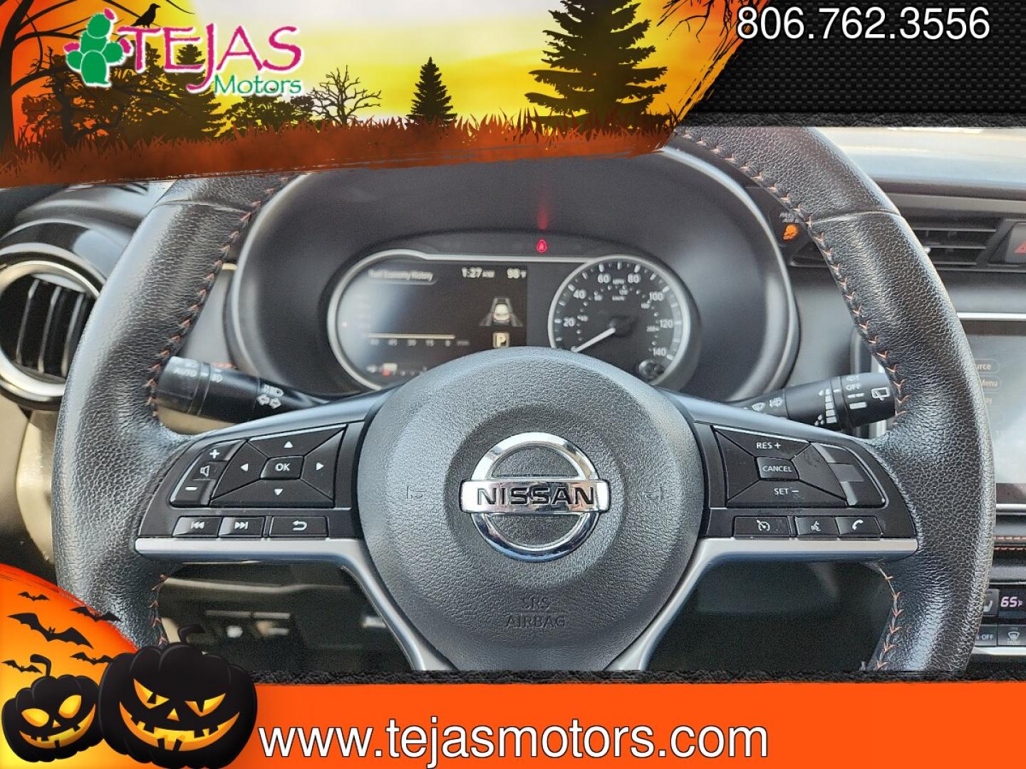 2020 Brilliant Silver Metallic /Charcoal Nissan Kicks SR Xtronic CVT (3N1CP5DV3LL) with an 1.6L I-4 DOHC, CVTCS variable valve control, regular unleaded, engine with 122HP engine, located at 4110 Avenue Q, Lubbock, 79412, 33.556553, -101.855820 - 03/21/2026 KEY IN ENVELOPE GOD- Photo#10