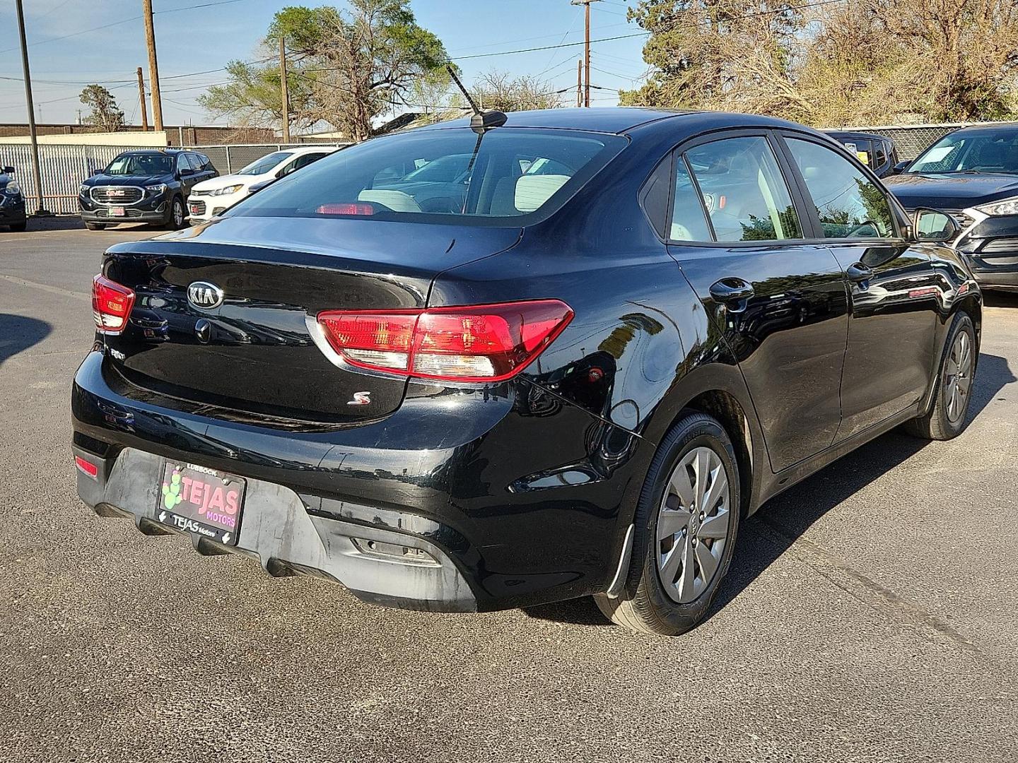 2020 Aurora Black /Gray Kia Rio S (3KPA24AD2LE) with an Gamma II 1.6L I-4 DOHC, variable valve control, regular unleaded, engine with 120HP engine, located at 4110 Avenue Q, Lubbock, 79412, 33.556553, -101.855820 - 03/25/2025 KEY IN ENVELOPE GOD - Photo#3