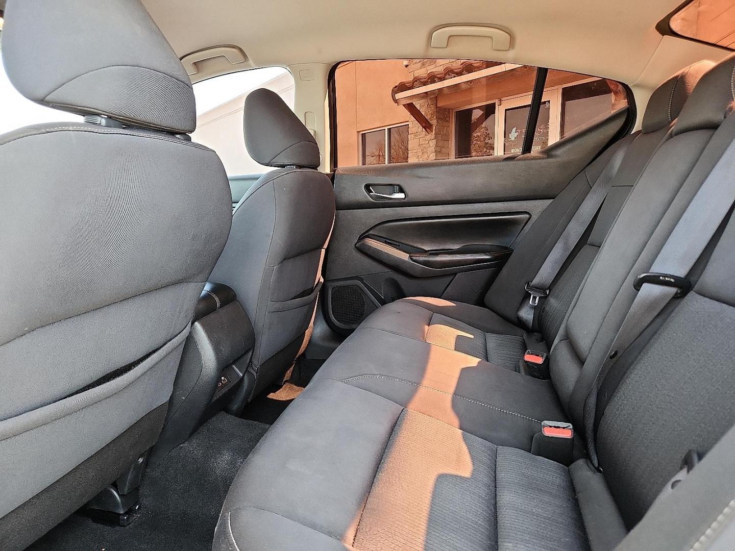 2019 BLACK /Charcoal - G Nissan Altima 2.5 S (1N4BL4BV2KC) with an 2.5L I-4 gasoline direct injection, DOHC, CVTCS variable valve control, regular unleaded, engine with 182HP engine, located at 4110 Avenue Q, Lubbock, 79412, 33.556553, -101.855820 - 03/27/2026 KEY IN ENVELOPE GOD - Photo#5