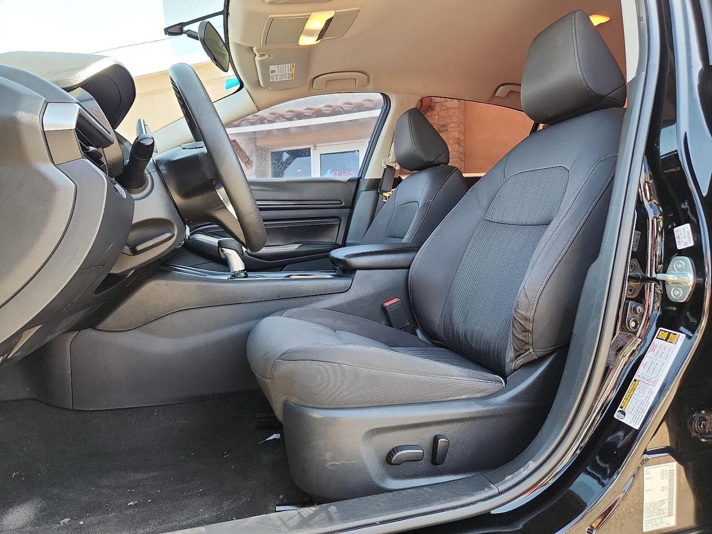2019 BLACK /Charcoal - G Nissan Altima 2.5 S (1N4BL4BV2KC) with an 2.5L I-4 gasoline direct injection, DOHC, CVTCS variable valve control, regular unleaded, engine with 182HP engine, located at 4110 Avenue Q, Lubbock, 79412, 33.556553, -101.855820 - 03/27/2026 KEY IN ENVELOPE GOD - Photo#7