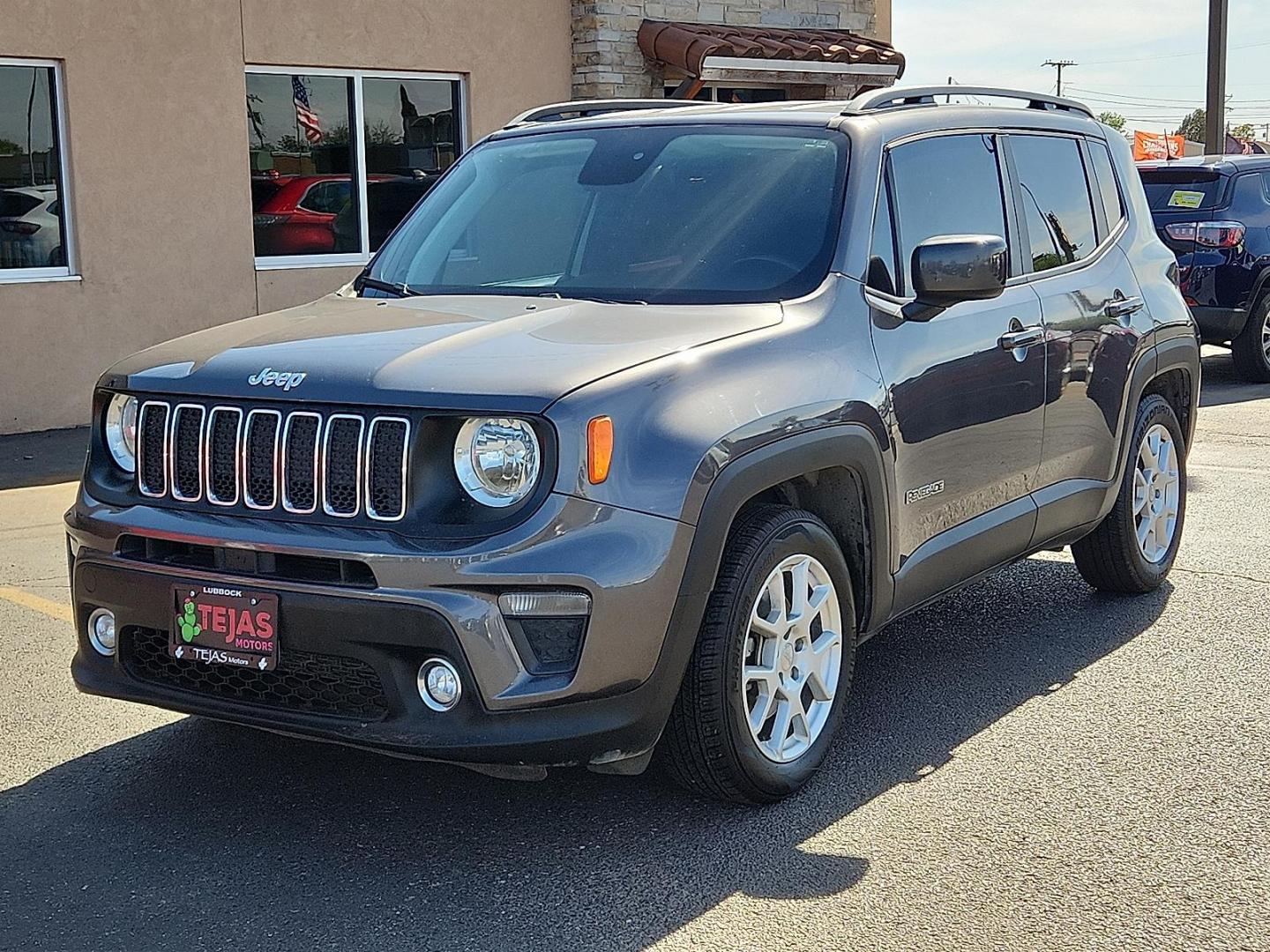 2019 GRAY /Black - X9 Jeep Renegade Latitude FWD (ZACNJABB1KP) with an Tigershark MultiAir 2.4L I-4 variable valve control, regular unleaded, engine with 180HP engine, located at 4110 Avenue Q, Lubbock, 79412, 33.556553, -101.855820 - 04/10/2026 KEY IN ENVELOPE GOD - Photo#1