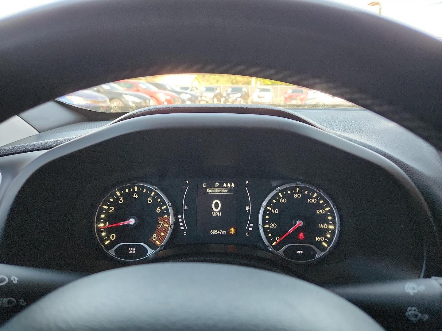 2019 GRAY /Black - X9 Jeep Renegade Latitude FWD (ZACNJABB1KP) with an Tigershark MultiAir 2.4L I-4 variable valve control, regular unleaded, engine with 180HP engine, located at 4110 Avenue Q, Lubbock, 79412, 33.556553, -101.855820 - 04/10/2026 KEY IN ENVELOPE GOD - Photo#10