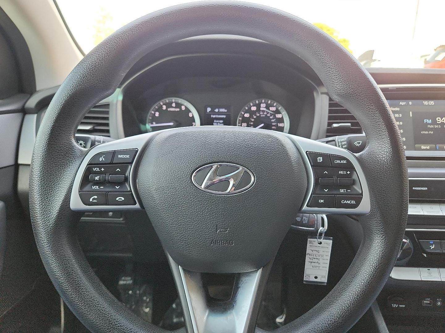 2019 BLACK /Black - CT Hyundai Sonata SE (5NPE24AF3KH) with an 2.4L I-4 gasoline direct injection, DOHC, D-CVVT variable valve control, regular unleaded, engine with 185HP engine, located at 4110 Avenue Q, Lubbock, 79412, 33.556553, -101.855820 - 04/10/2026 KEY IN ENVELOPE GOD - Photo#10