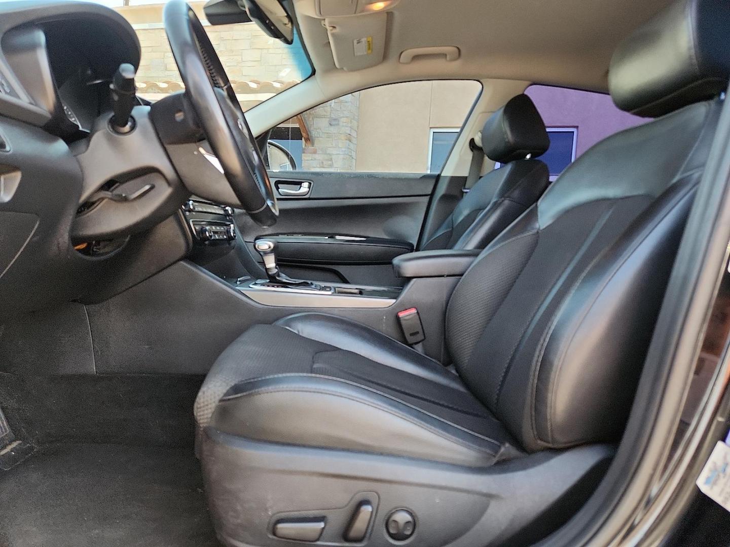 2019 BLACK /Black - WK Kia Optima S (5XXGT4L33KG) with an Theta II 2.4L I-4 gasoline direct injection, DOHC, D-CVVT variable valve control, regular unleaded, engine with 185HP engine, located at 4110 Avenue Q, Lubbock, 79412, 33.556553, -101.855820 - 04/10/2026 KEY IN ENVELOPE GOD - Photo#7