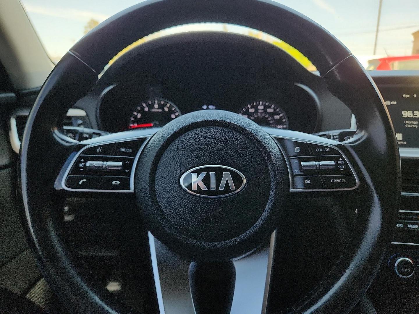 2019 BLACK /Black - WK Kia Optima S (5XXGT4L33KG) with an Theta II 2.4L I-4 gasoline direct injection, DOHC, D-CVVT variable valve control, regular unleaded, engine with 185HP engine, located at 4110 Avenue Q, Lubbock, 79412, 33.556553, -101.855820 - 04/10/2026 KEY IN ENVELOPE GOD - Photo#10