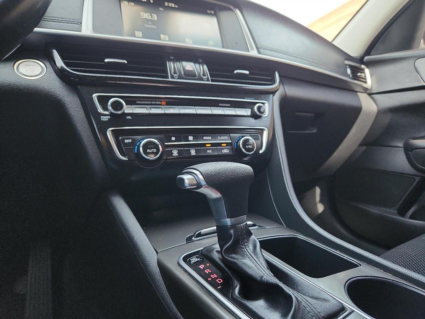 2019 BLACK /Black - WK Kia Optima S (5XXGT4L33KG) with an Theta II 2.4L I-4 gasoline direct injection, DOHC, D-CVVT variable valve control, regular unleaded, engine with 185HP engine, located at 4110 Avenue Q, Lubbock, 79412, 33.556553, -101.855820 - 04/10/2026 KEY IN ENVELOPE GOD - Photo#11