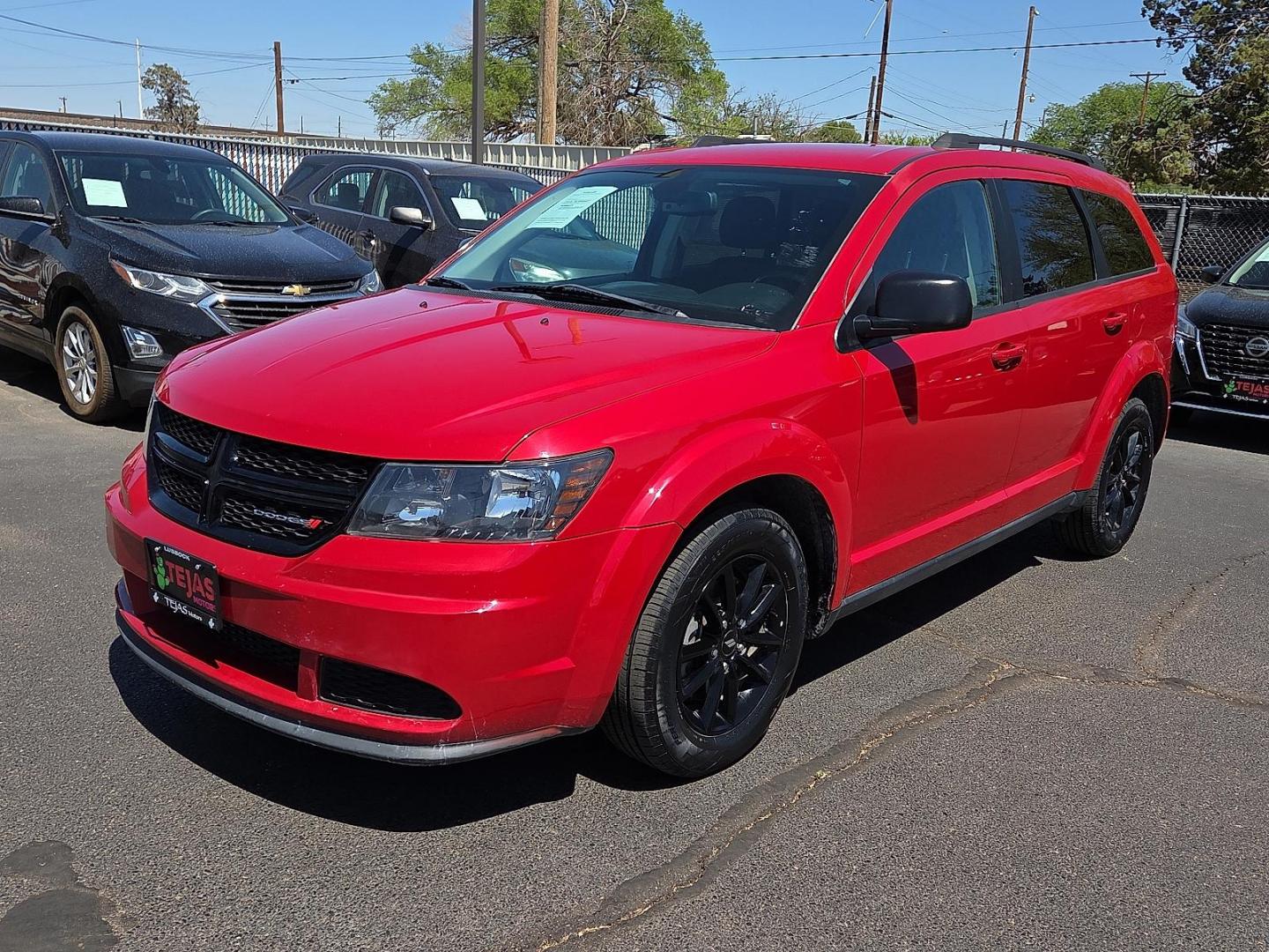 2020 Redline 2 Coat Pearl - PRM /Black - X9 Dodge Journey SE Value (3C4PDCAB6LT) with an Tigershark MultiAir 2.4L I-4 DOHC, VVT variable valve control, regular unleaded, engine with 173HP engine, located at 4110 Avenue Q, Lubbock, 79412, 33.556553, -101.855820 - 04/10/2026 KEY IN ENVELOPE GOD - Photo#4