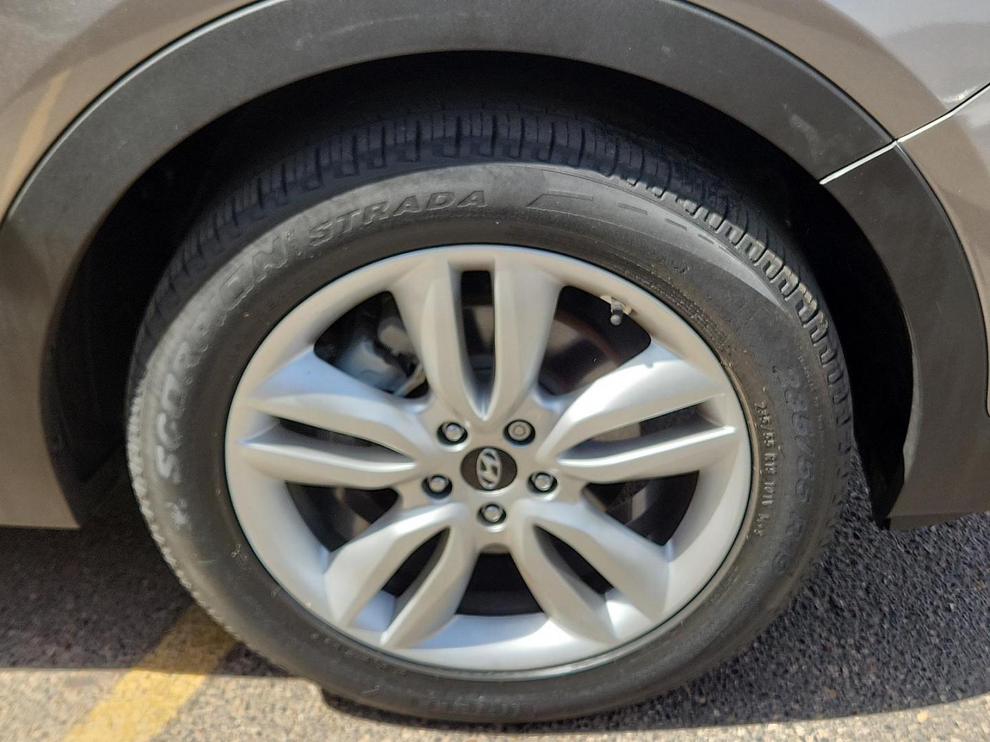 2016 GRAY /Black - RYN Hyundai Santa Fe Sport 2.0L Turbo (5XYZW4LA3GG) with an Theta II 2L I-4 gasoline direct injection, DOHC, variable valve control, intercooled turbo, regular unleaded, engine with 264HP engine, located at 4110 Avenue Q, Lubbock, 79412, 33.556553, -101.855820 - 04/22/2026 KEY IN ENVELOPE GOD - Photo#4