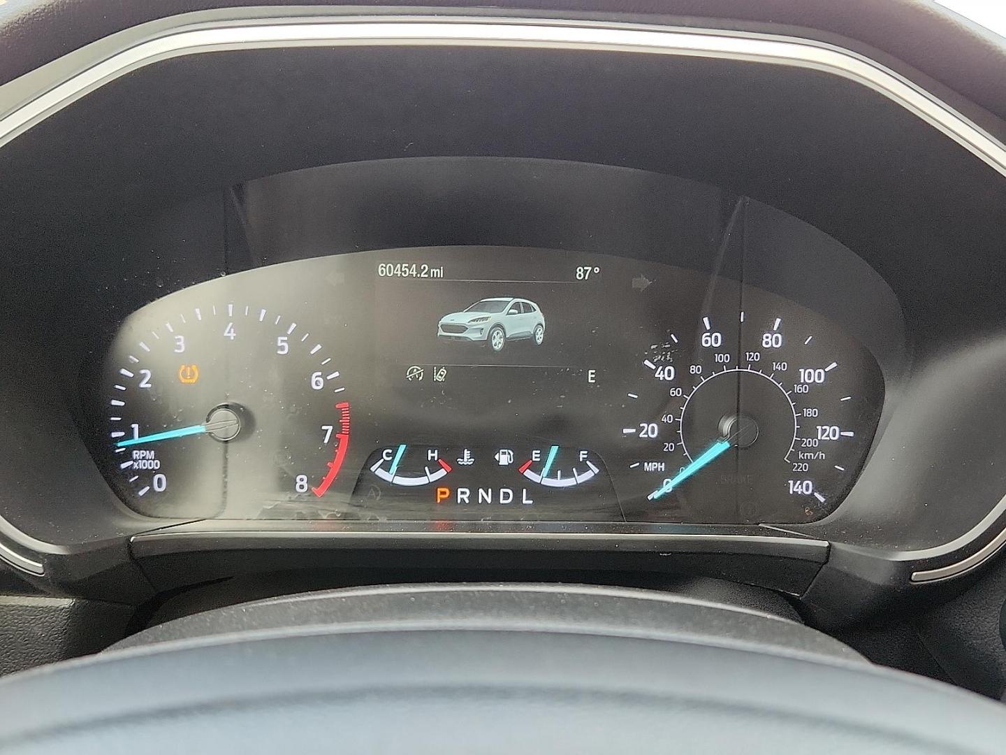 2020 WHITE /Dark Earth Gray - 4H Ford Escape SE (1FMCU0G64LU) with an EcoBoost 1.5L I-3 port/direct injection, DOHC, Ti-VCT variable valve control, intercooled turbo, premium unleaded, engine with 181HP engine, located at 4110 Avenue Q, Lubbock, 79412, 33.556553, -101.855820 - Photo#9