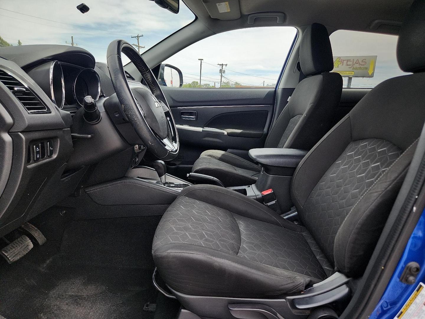 2020 BLUE /Black - 31X Mitsubishi Outlander Sport 2.0 ES AWC (JA4AR3AU4LU) with an 2L I-4 DOHC, MIVEC variable valve control, regular unleaded, engine with 148HP engine, located at 4110 Avenue Q, Lubbock, 79412, 33.556553, -101.855820 - 04/23/2026 KEY IN ENVELOPE GOD - Photo#7