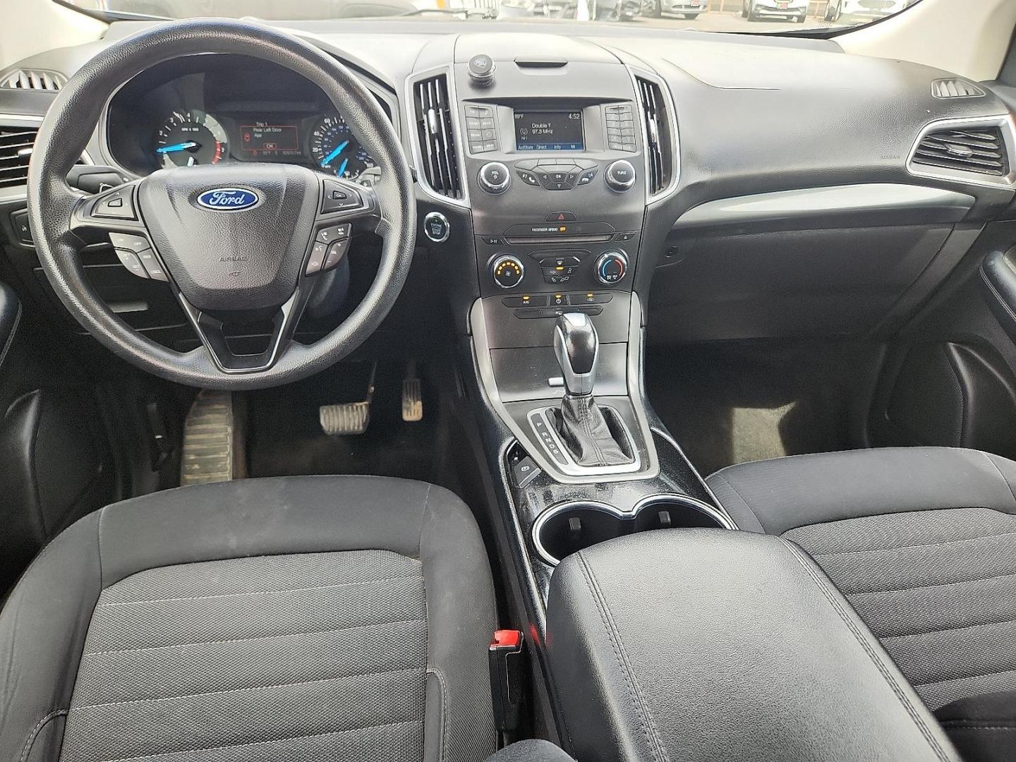 2017 BLUE /Ebony - CE Ford Edge SE (2FMPK4G98HB) with an EcoBoost 2L I-4 gasoline direct injection, DOHC, variable valve control, intercooled turbo, premium unleaded, engine with 245HP engine, located at 4110 Avenue Q, Lubbock, 79412, 33.556553, -101.855820 - Photo#6