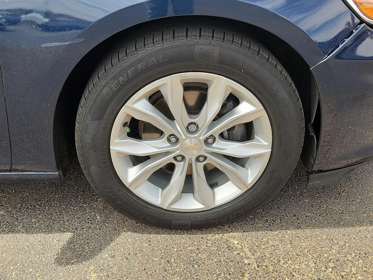 2019 BLUE Chevrolet Malibu LT (1G1ZD5ST1KF) with an ECOTEC 1.5L I-4 gasoline direct injection, DOHC, VVT variable valve control, intercooled turbo, regular unleaded, engine with 160HP engine, located at 4110 Avenue Q, Lubbock, 79412, 33.556553, -101.855820 - Photo#4