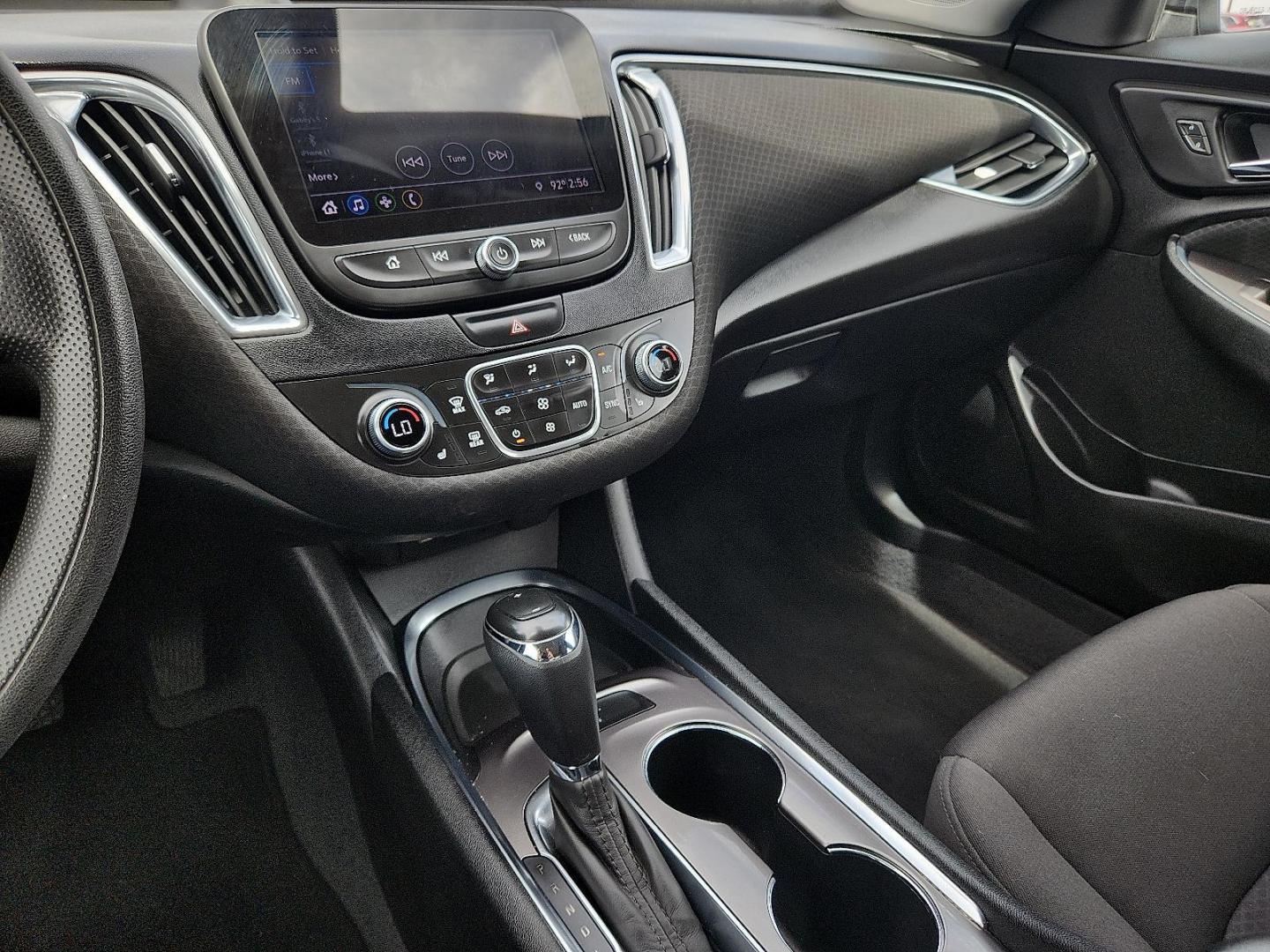 2019 BLUE Chevrolet Malibu LT (1G1ZD5ST1KF) with an ECOTEC 1.5L I-4 gasoline direct injection, DOHC, VVT variable valve control, intercooled turbo, regular unleaded, engine with 160HP engine, located at 4110 Avenue Q, Lubbock, 79412, 33.556553, -101.855820 - Photo#11